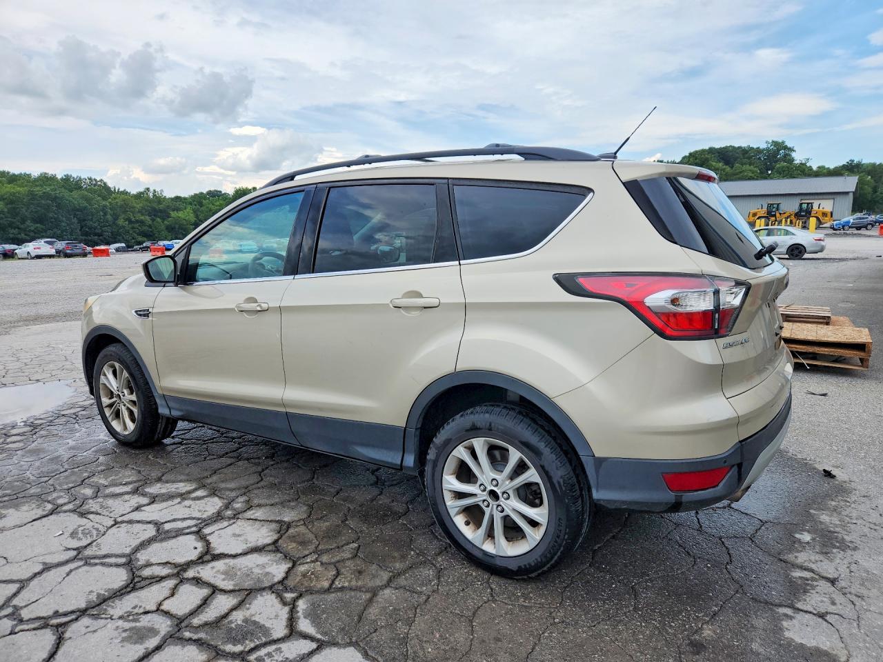 2017 Ford Escape Se Tan vin: 1FMCU9GD1HUA90967