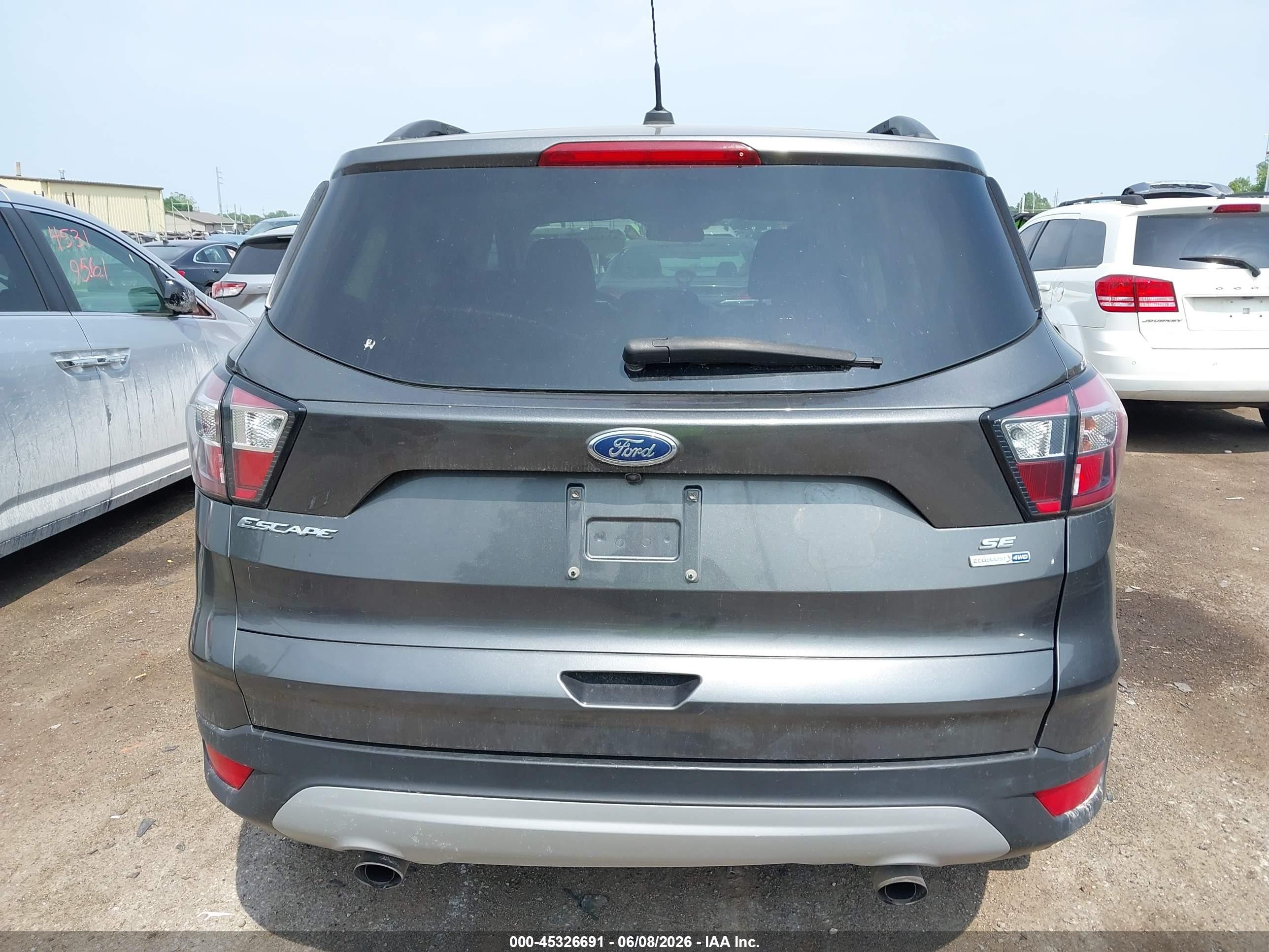 2017 Ford Escape Se Серый vin: 1FMCU9GD1HUD01150
