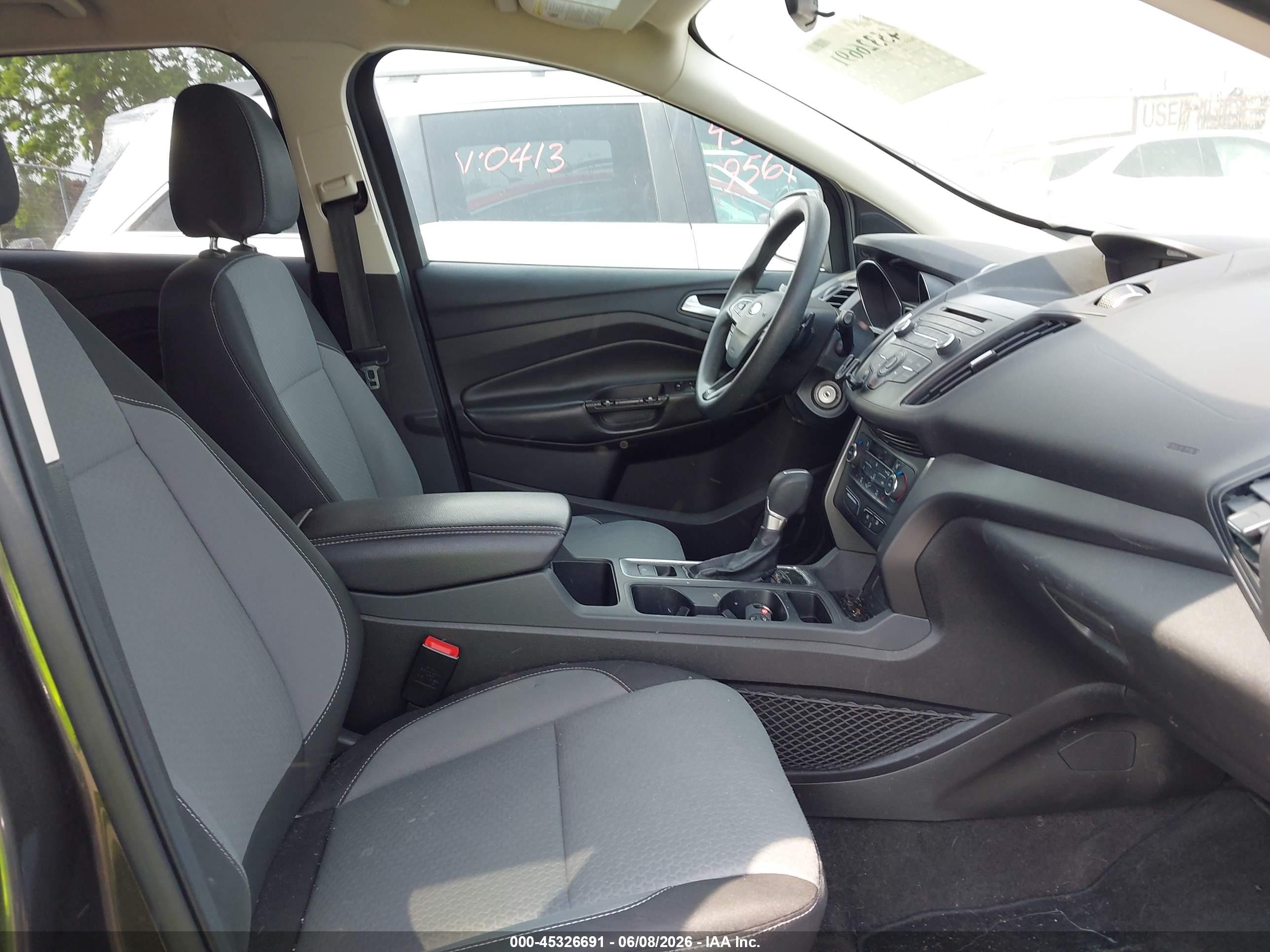 2017 Ford Escape Se Серый vin: 1FMCU9GD1HUD01150