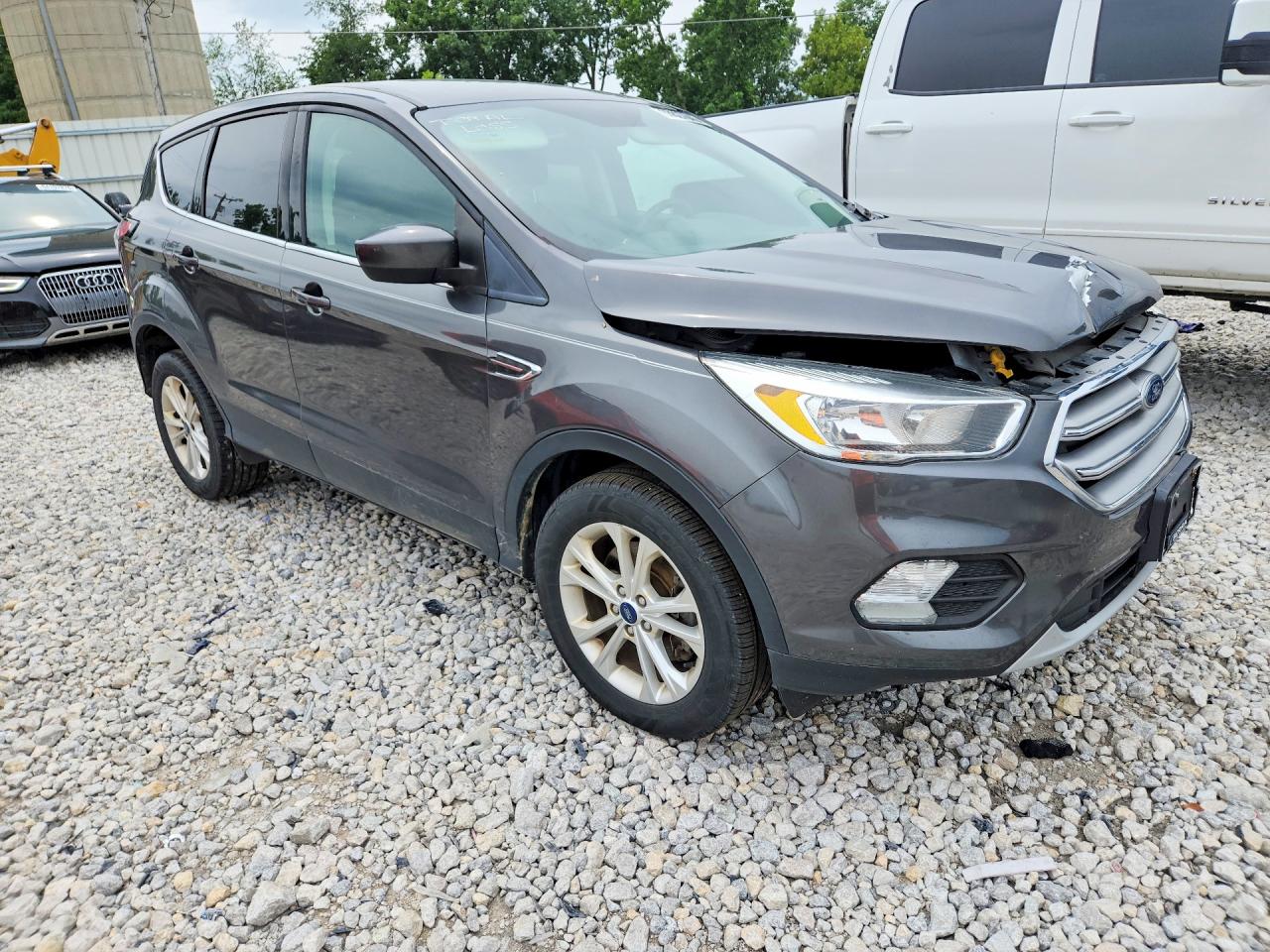 2017 Ford Escape Se Серый vin: 1FMCU9GD1HUE88602