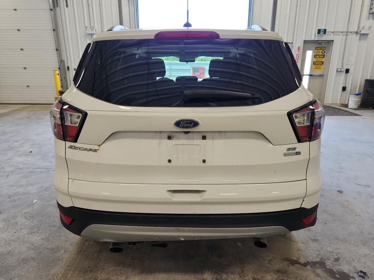 2018 Ford Escape Se White vin: 1FMCU9GD1JUC80693 Damage: Rear Bumper Molding, Heavy Scratch, > 12 Inches
