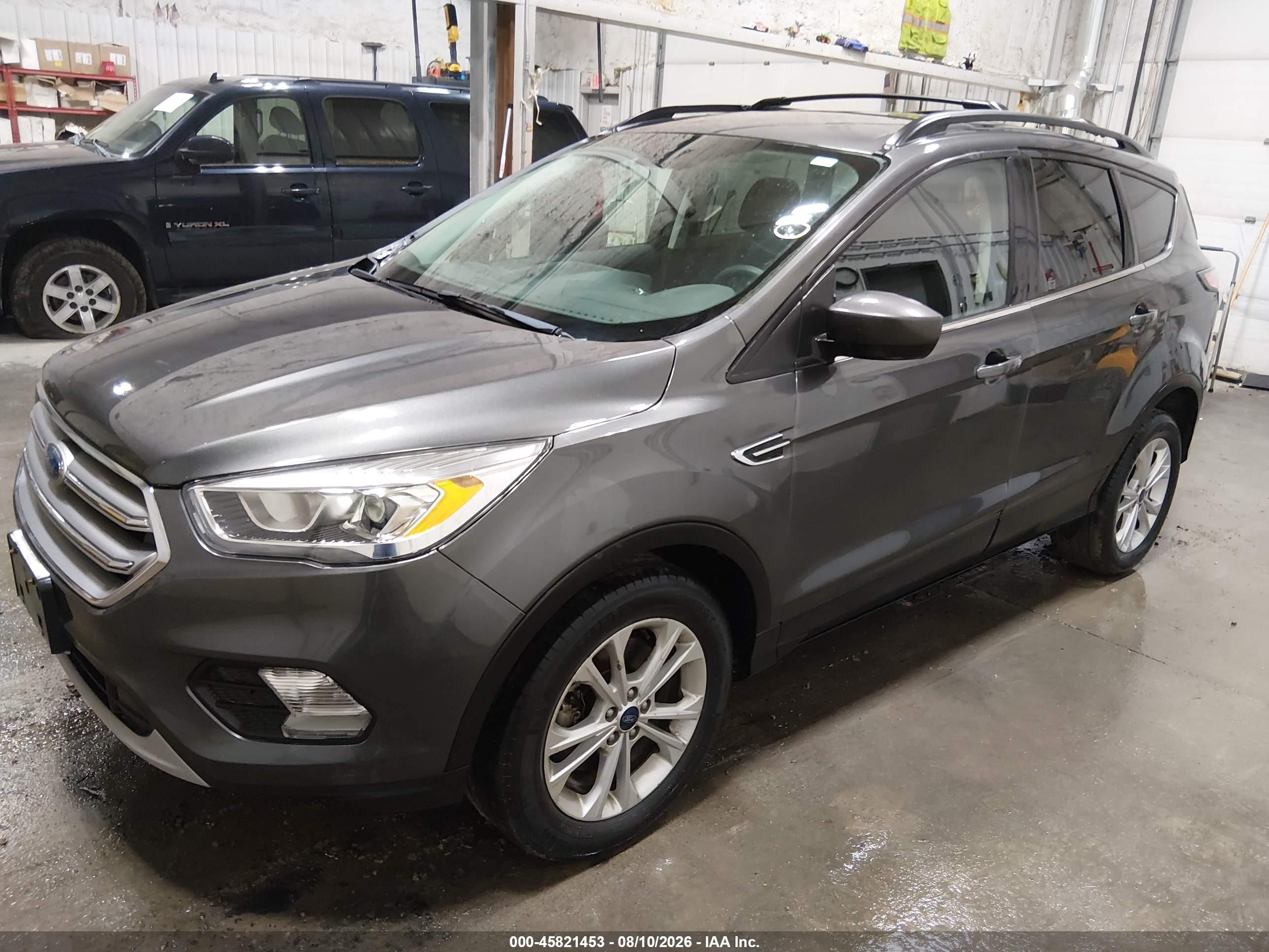 2017 Ford Escape Se Серый vin: 1FMCU9GD2HUA41342