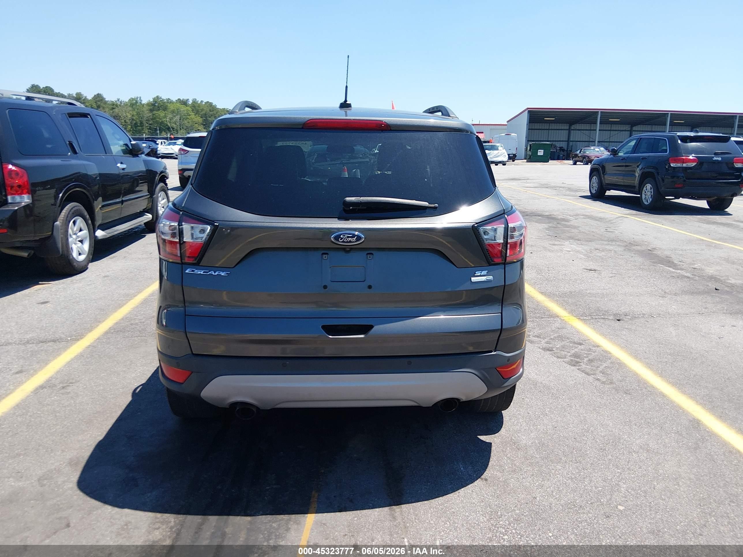 2017 Ford Escape Se Gray vin: 1FMCU9GD2HUE68066