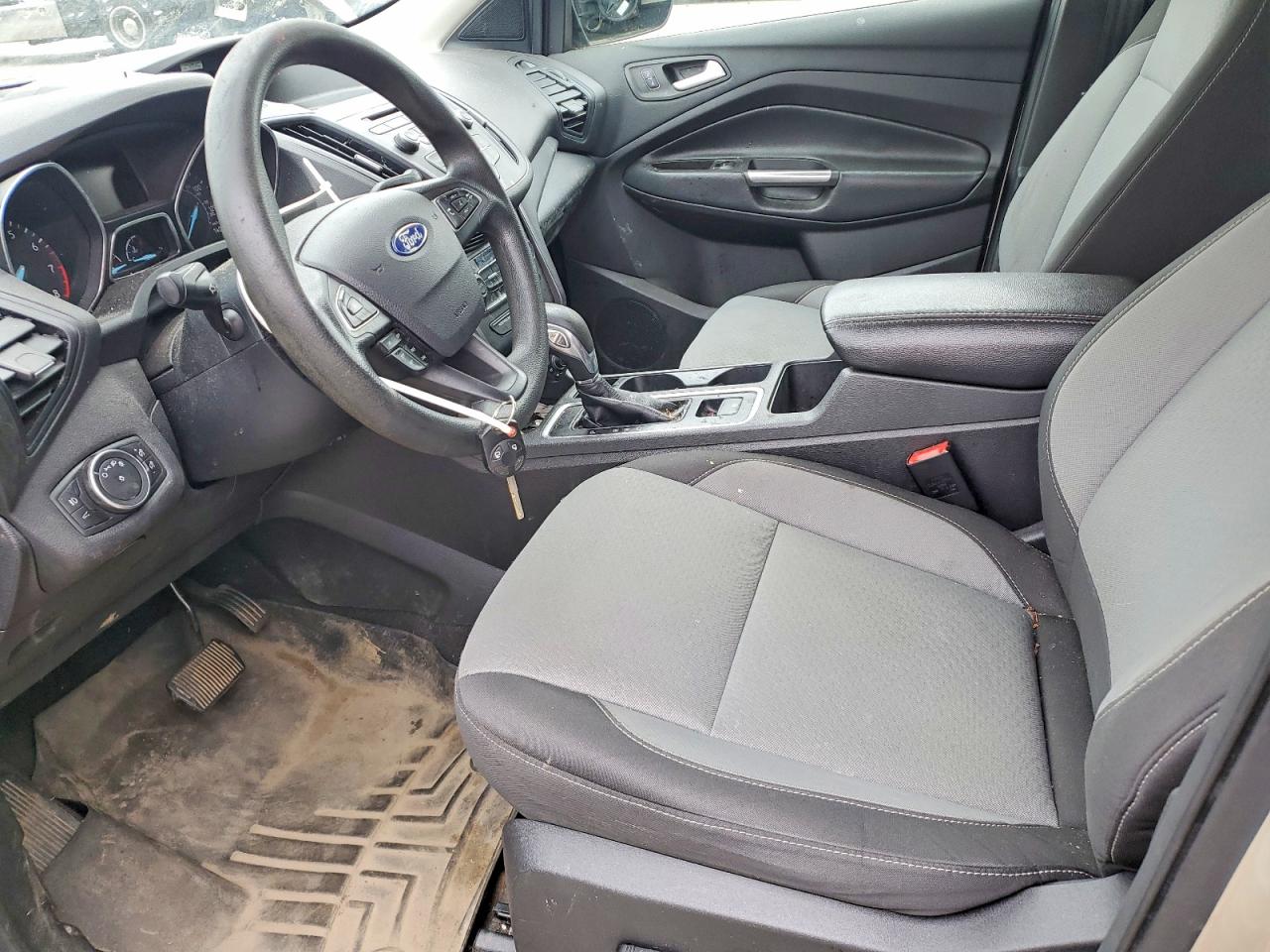 2018 Ford Escape Se Cream vin: 1FMCU9GD2JUA40424
