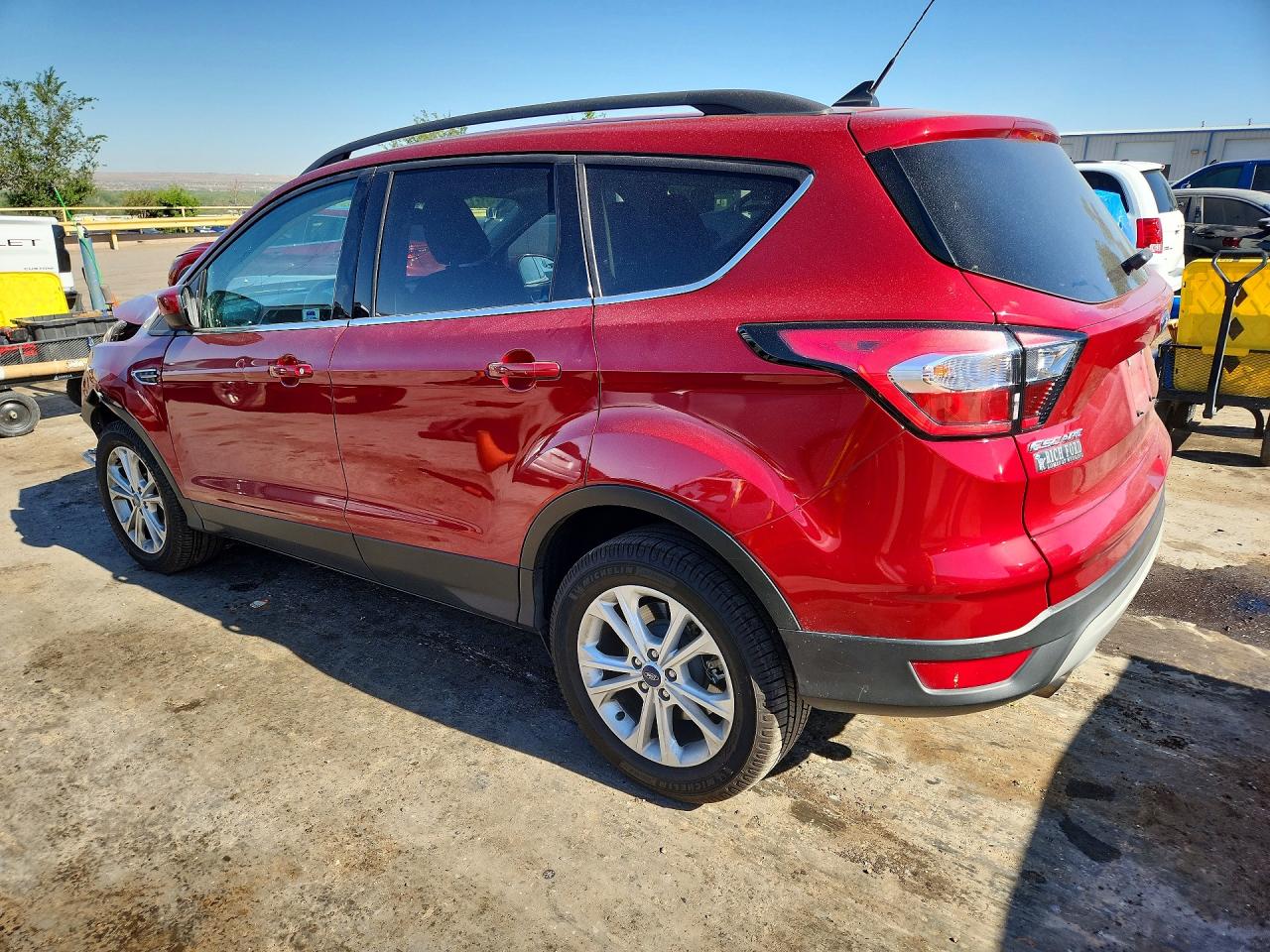 2018 Ford Escape Se Red vin: 1FMCU9GD2JUB73202