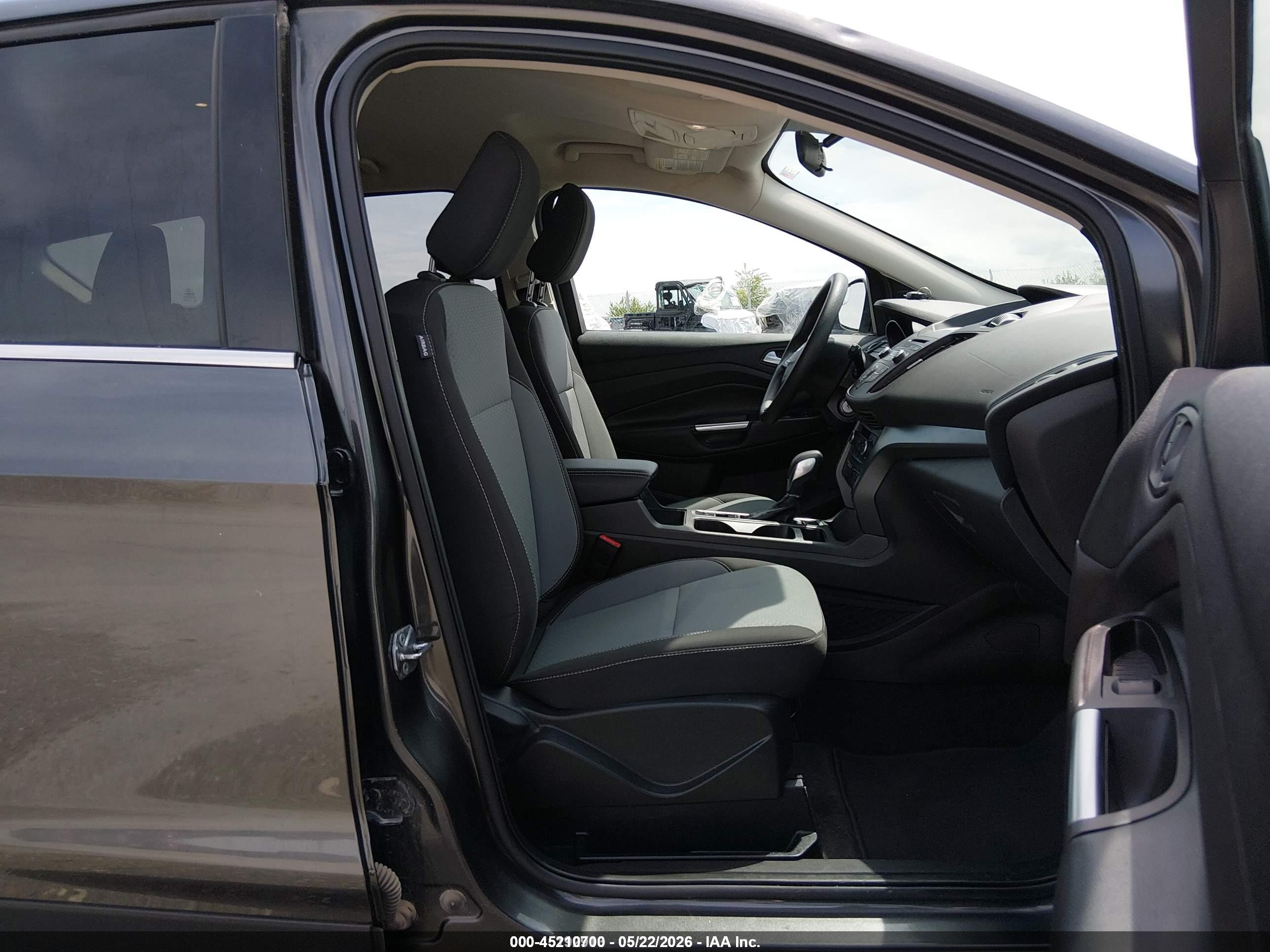 2018 Ford Escape Se Gray vin: 1FMCU9GD2JUD31120