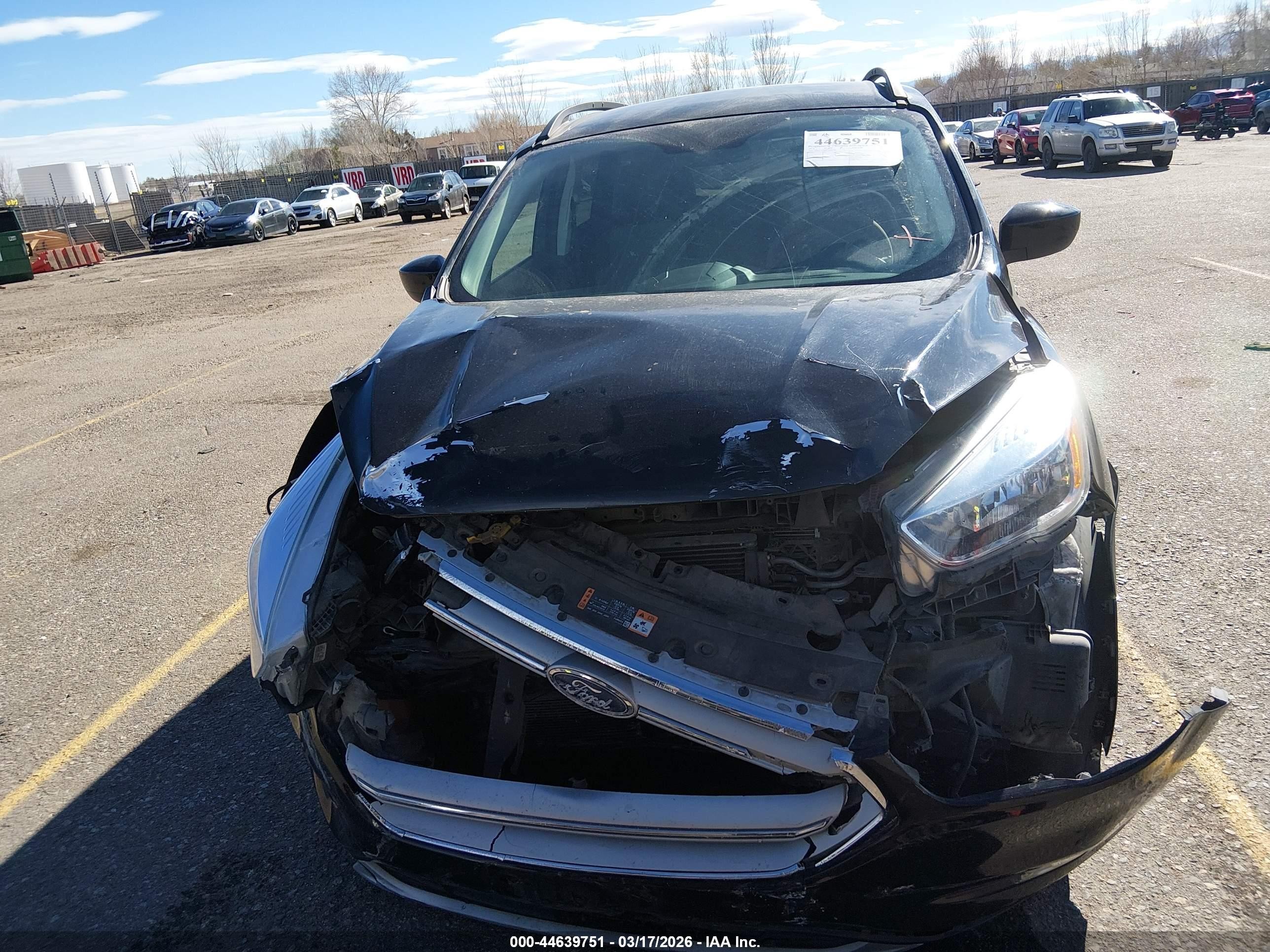 2018 Ford Escape Se Black vin: 1FMCU9GD2JUD38780