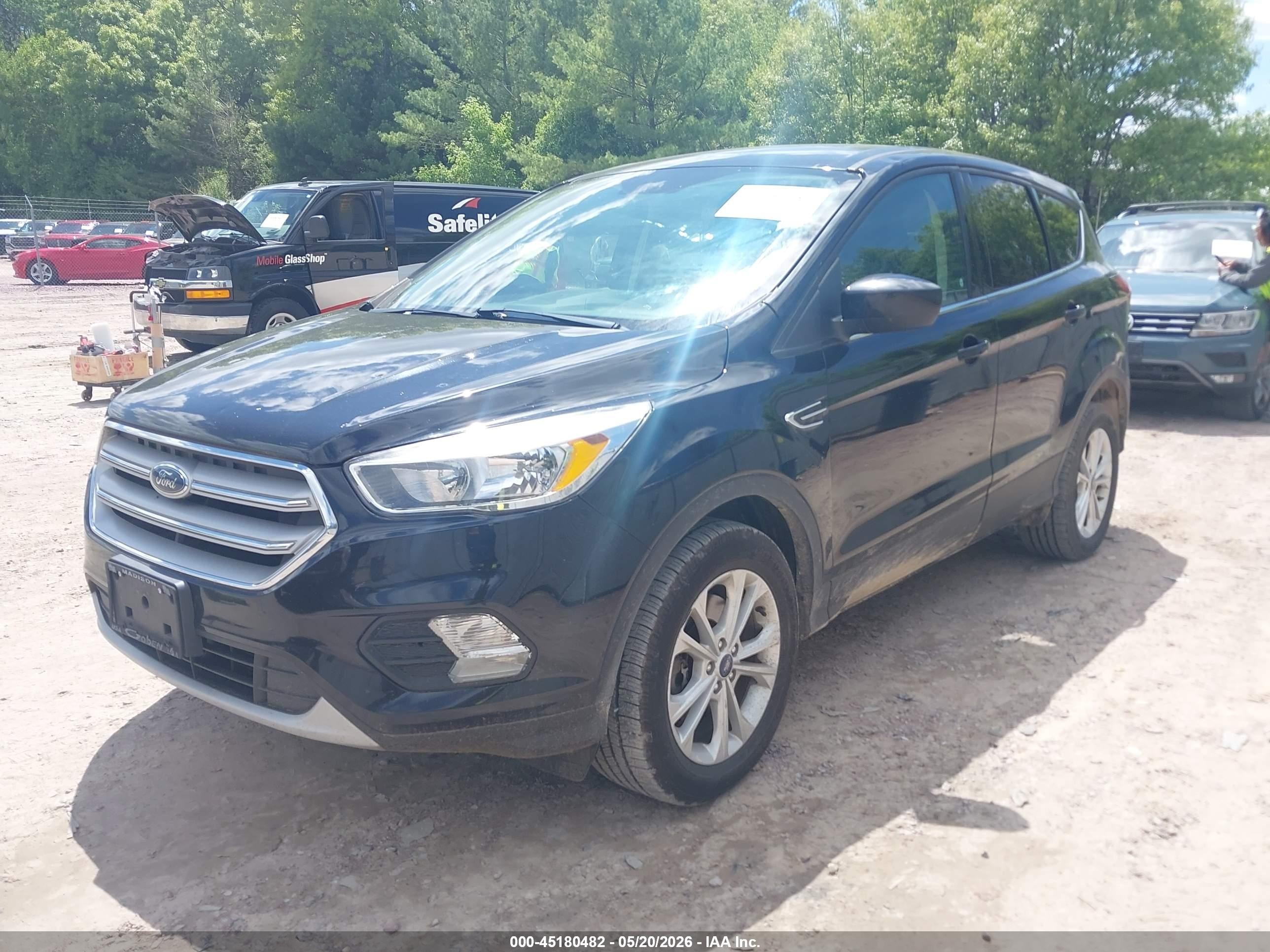 2019 Ford Escape Se Black vin: 1FMCU9GD2KUB14586