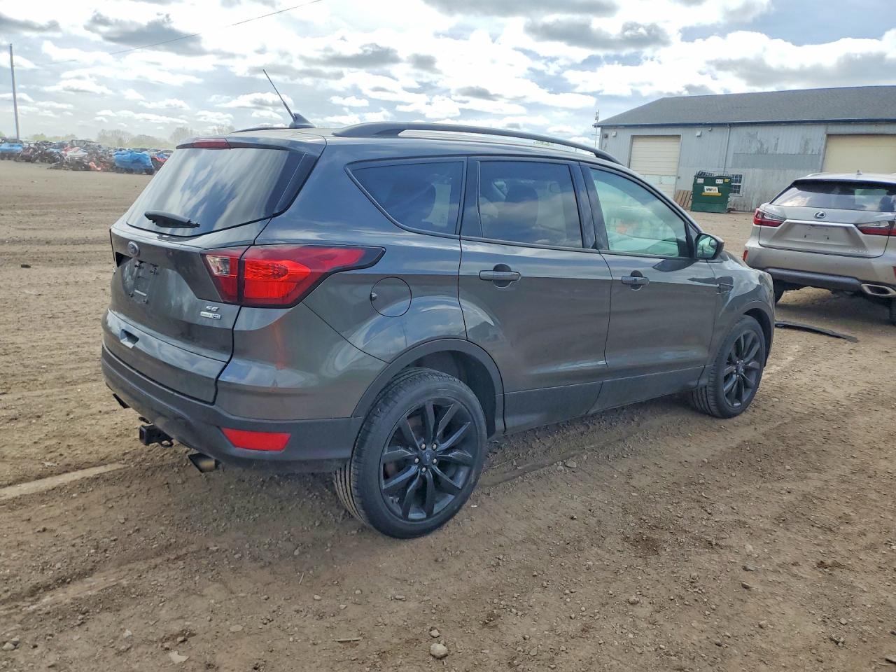2019 Ford Escape Se Gray vin: 1FMCU9GD2KUC01209