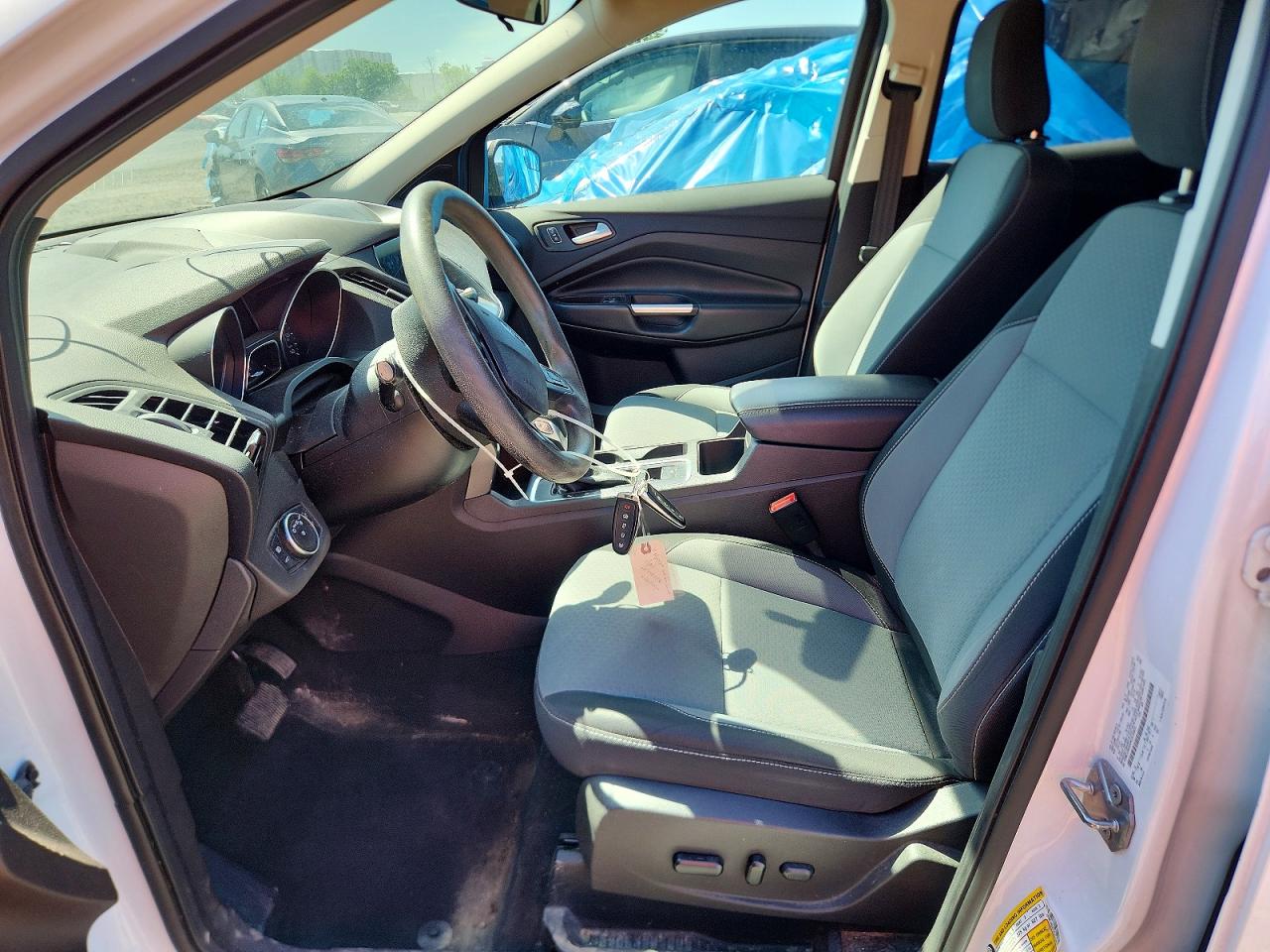 2019 Ford Escape Se White vin: 1FMCU9GD2KUC35831