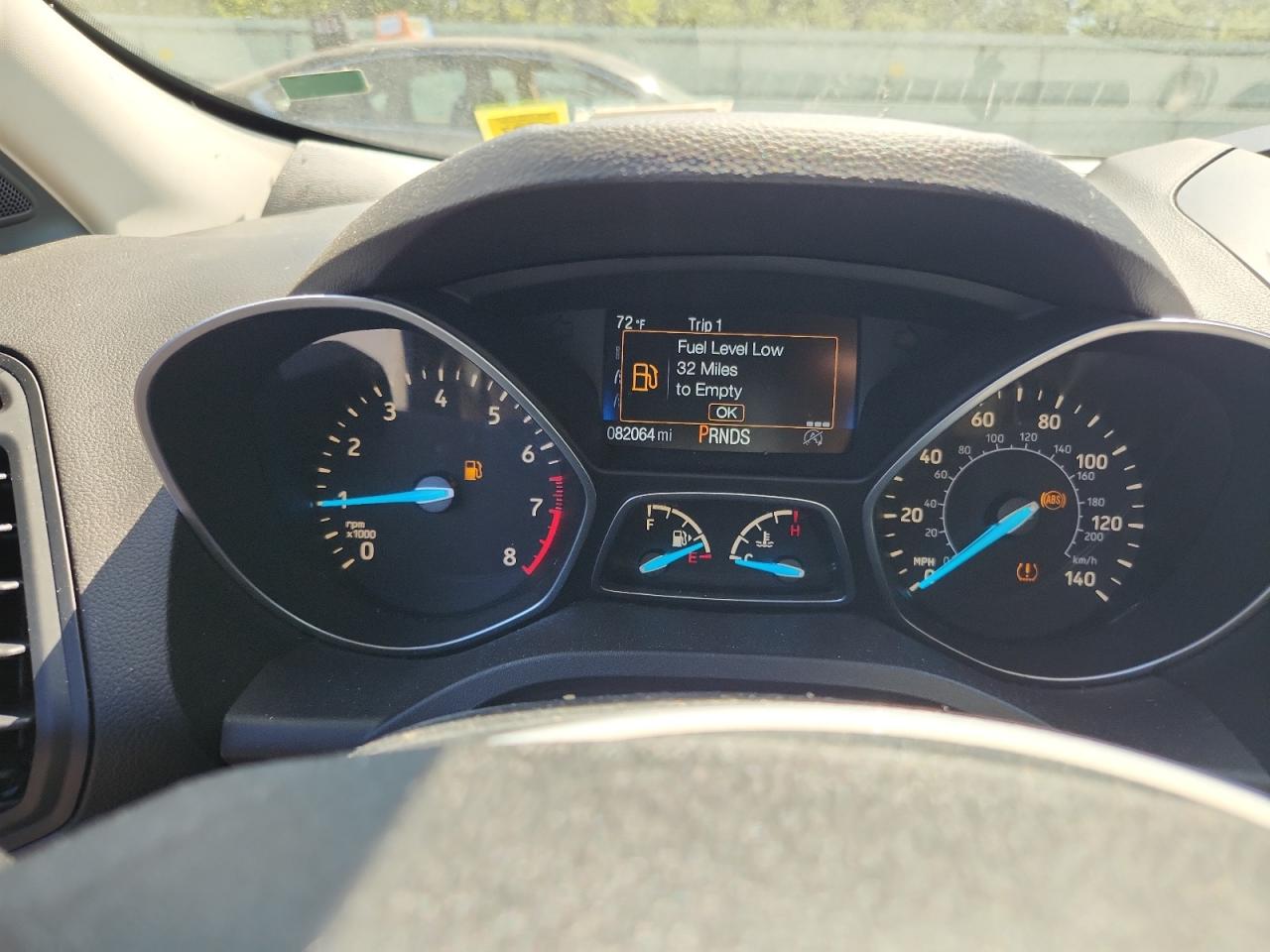 2017 Ford Escape Se Black vin: 1FMCU9GD3HUB33429 Damage: Warning Light - Abs, On, Unacceptable
