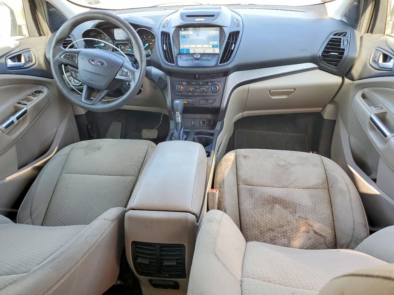 2017 Ford Escape Se Tan vin: 1FMCU9GD3HUC30839