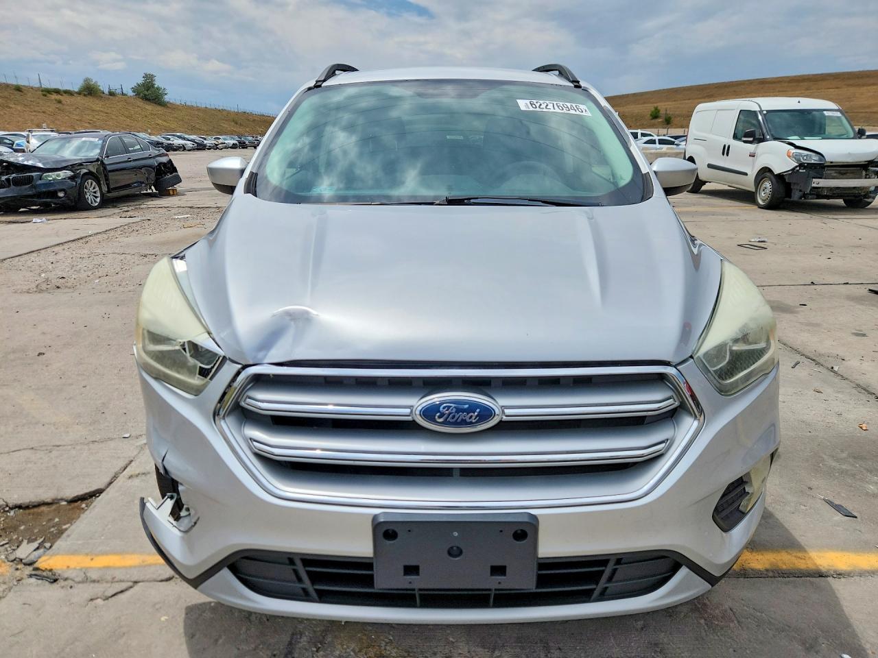 2017 Ford Escape Se Silver vin: 1FMCU9GD3HUD47448