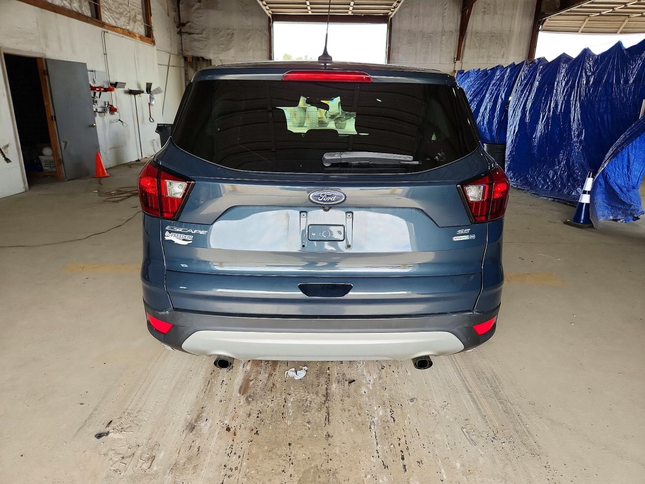 2019 Ford Escape Se Угольный vin: 1FMCU9GD3KUA03738