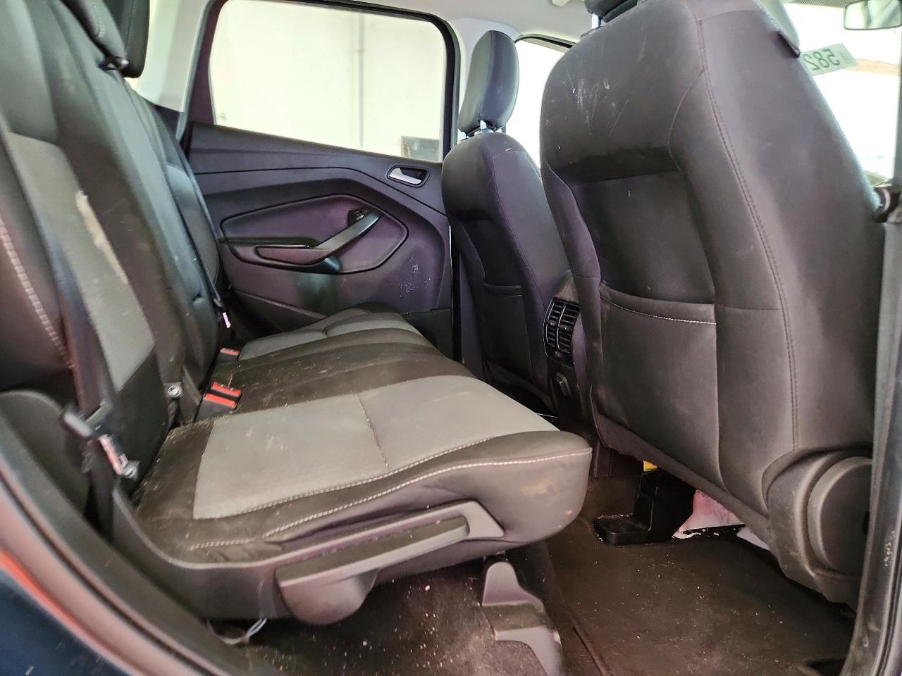 2019 Ford Escape Se Угольный vin: 1FMCU9GD3KUA03738