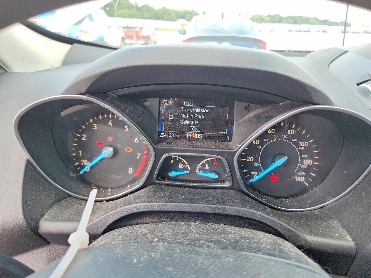 2017 Ford Escape Se Белый vin: 1FMCU9GD4HUA60703
