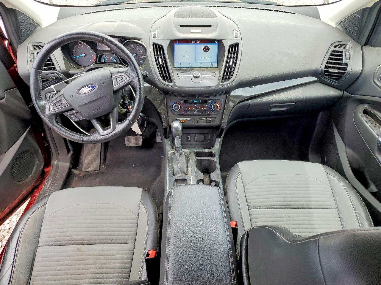 2017 Ford Escape Se Красный vin: 1FMCU9GD4HUB63362