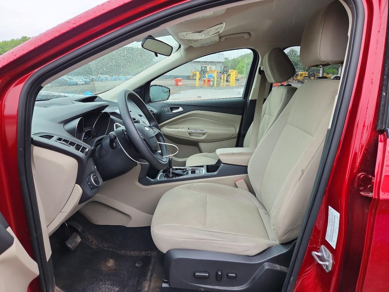 2017 Ford Escape Se Бордовый vin: 1FMCU9GD4HUB94837
