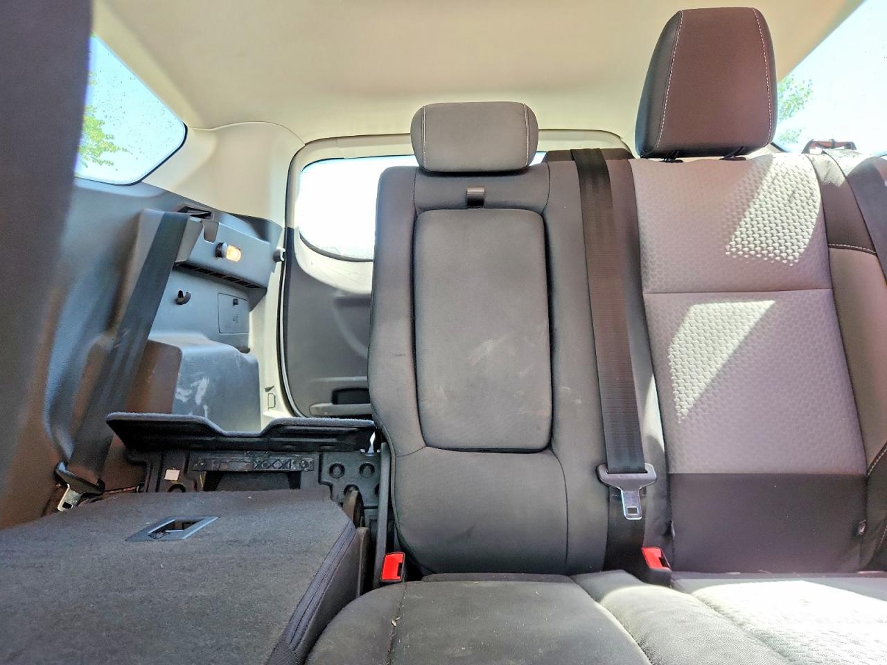 2017 Ford Escape Se Silver vin: 1FMCU9GD4HUE61443