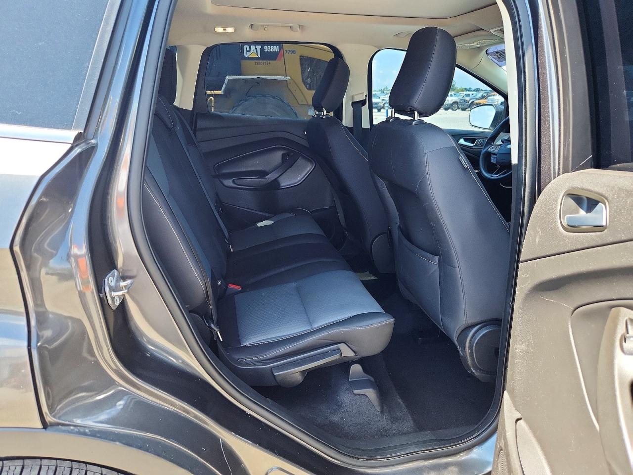 2018 Ford Escape Se Gray vin: 1FMCU9GD4JUC98394