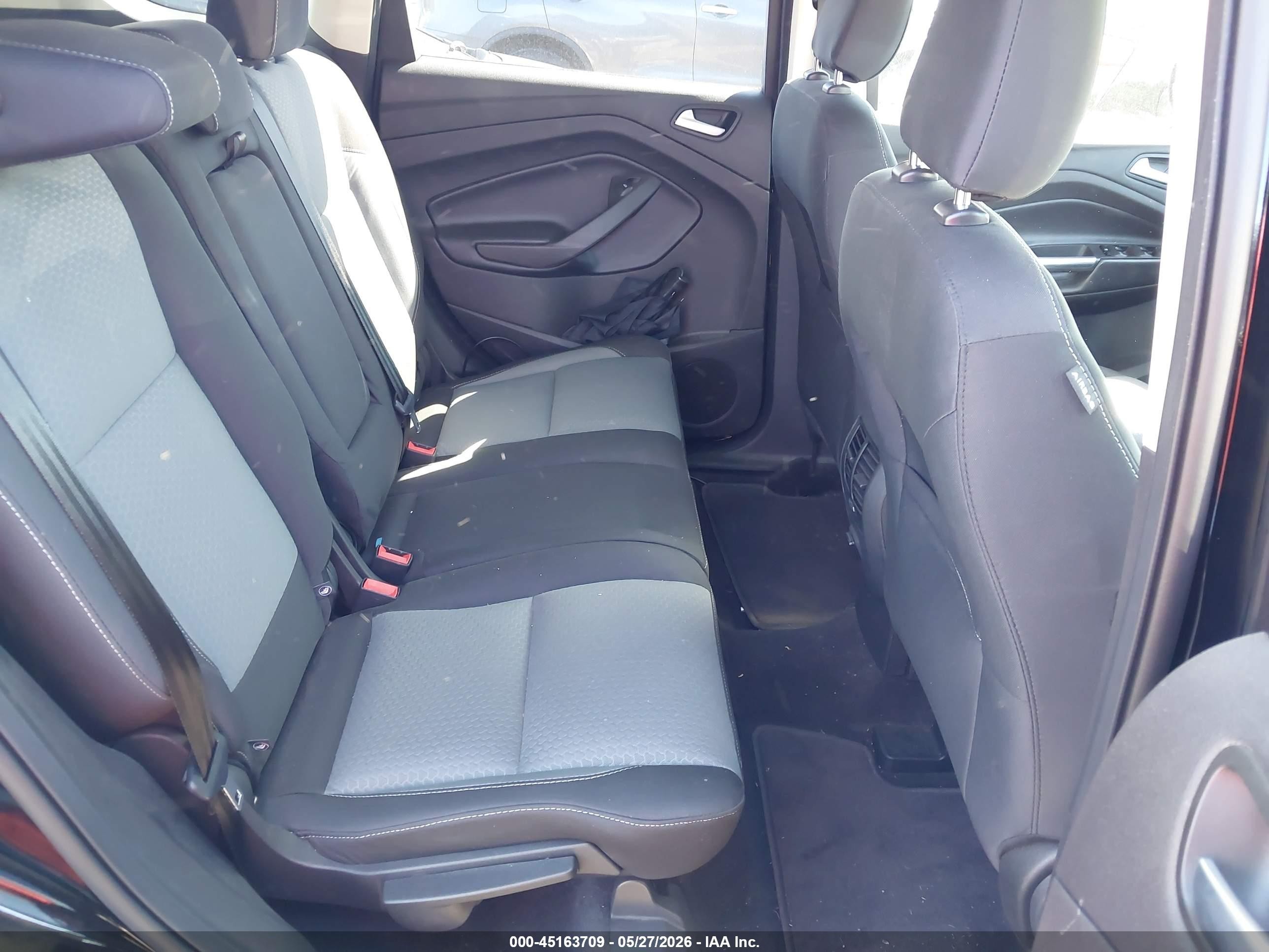 2018 Ford Escape Se Черный vin: 1FMCU9GD4JUD11712