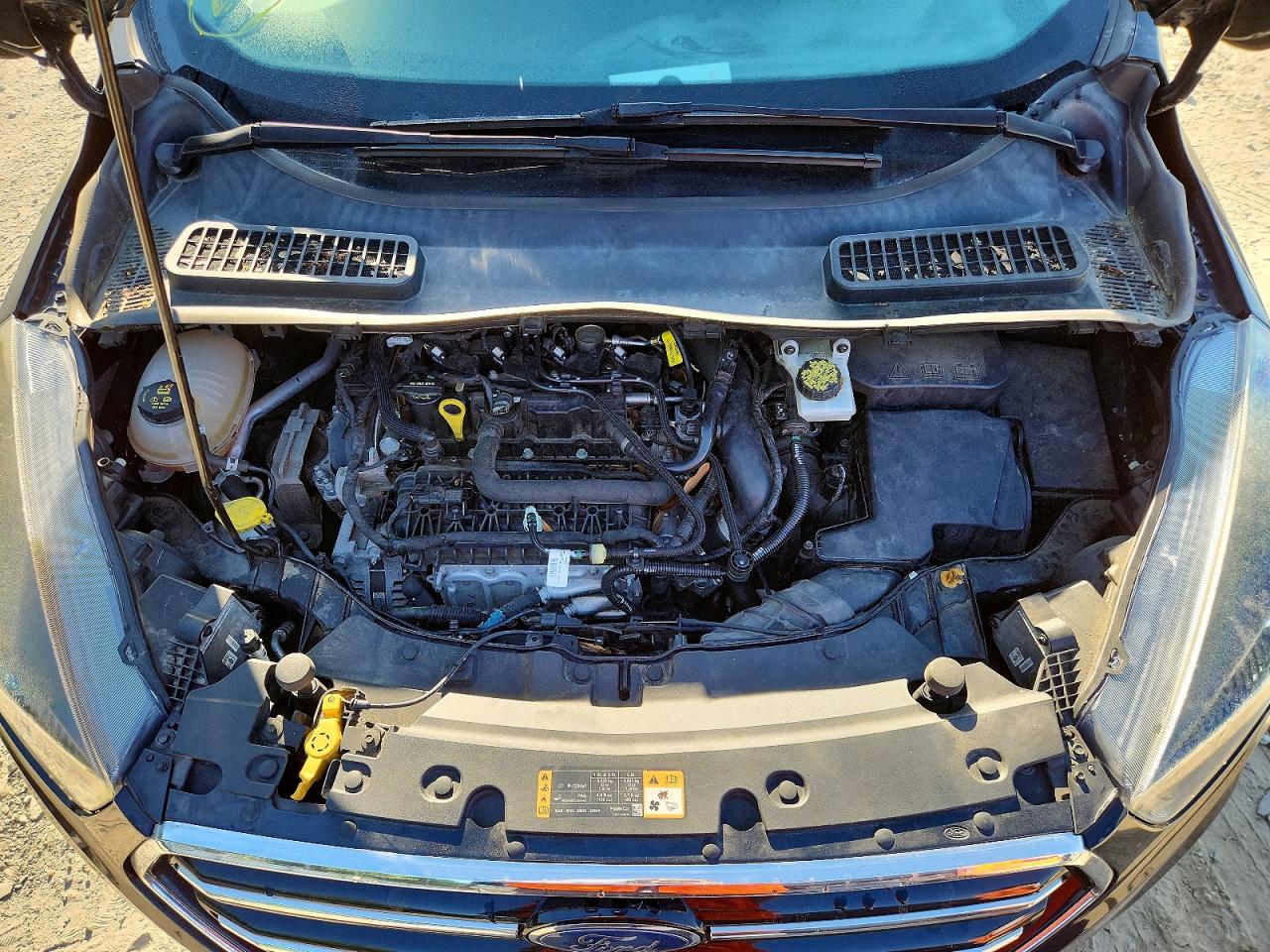 2019 Ford Escape Se Черный vin: 1FMCU9GD4KUA50910