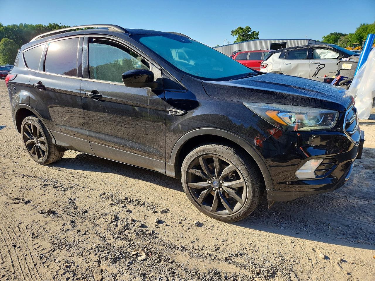 2019 Ford Escape Se Черный vin: 1FMCU9GD4KUA50910