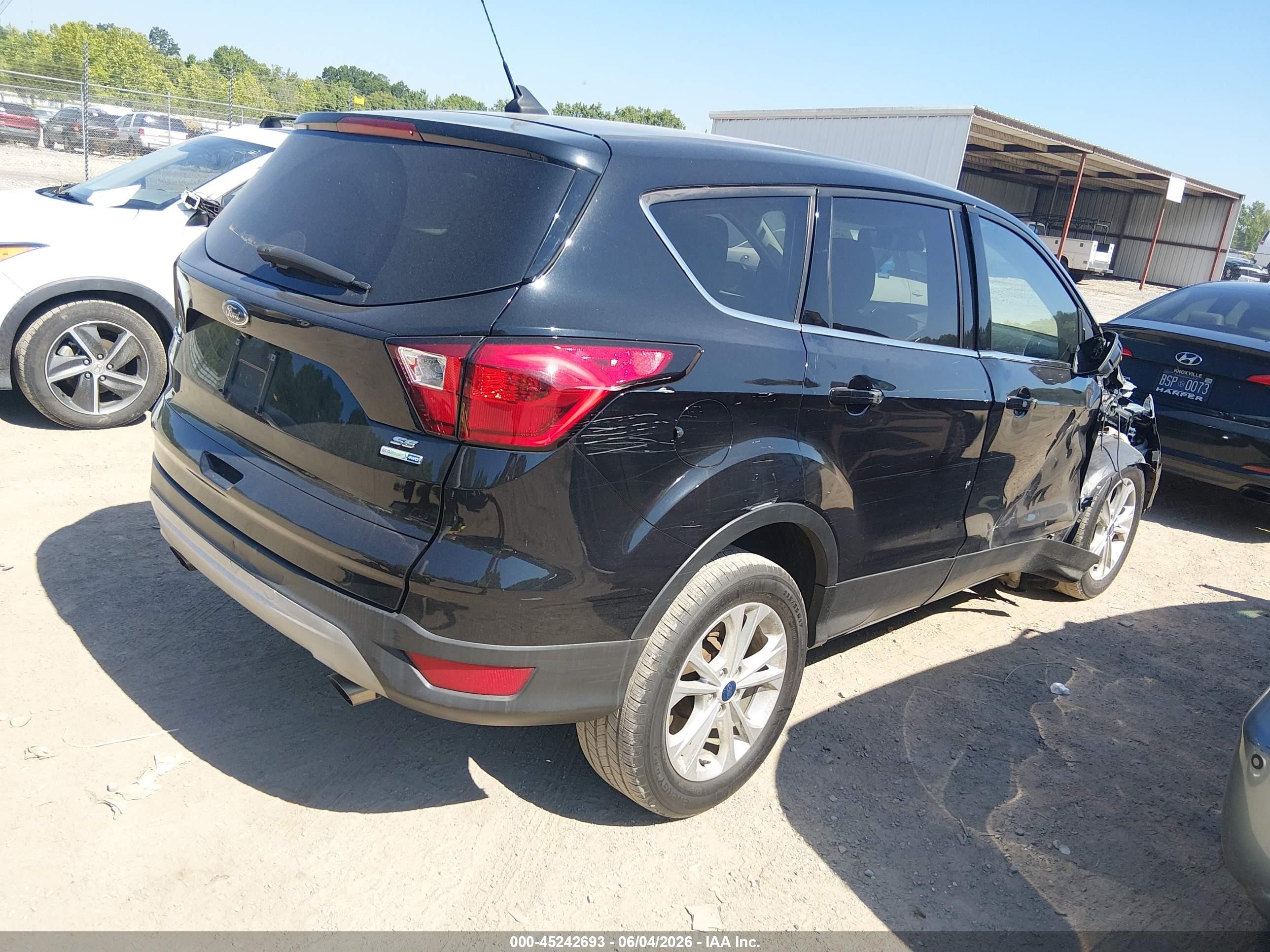 2019 Ford Escape Se Black vin: 1FMCU9GD4KUB24066