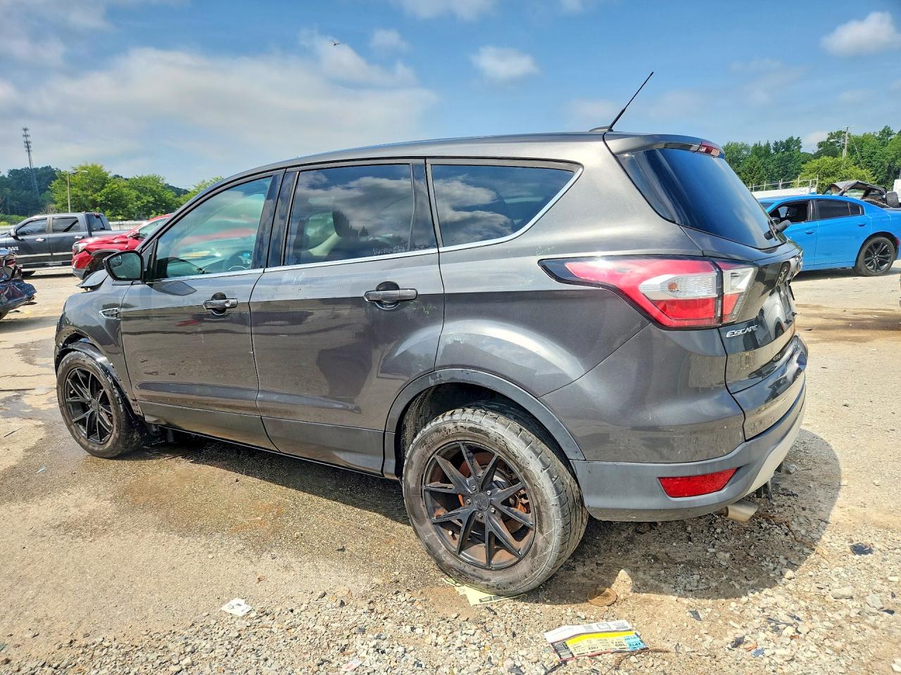2017 Ford Escape Se Gray vin: 1FMCU9GD5HUD14077