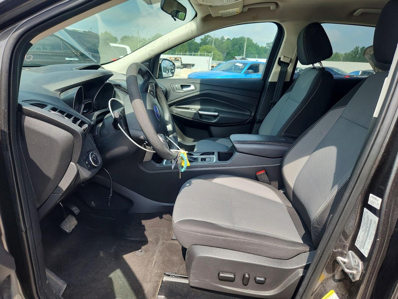 2017 Ford Escape Se Gray vin: 1FMCU9GD5HUD14077