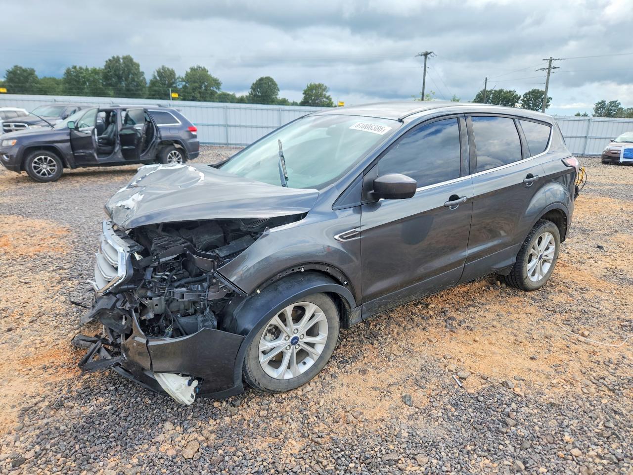 2017 Ford Escape Se Серый vin: 1FMCU9GD5HUE50242