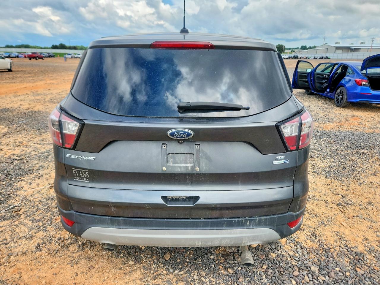 2017 Ford Escape Se Серый vin: 1FMCU9GD5HUE50242