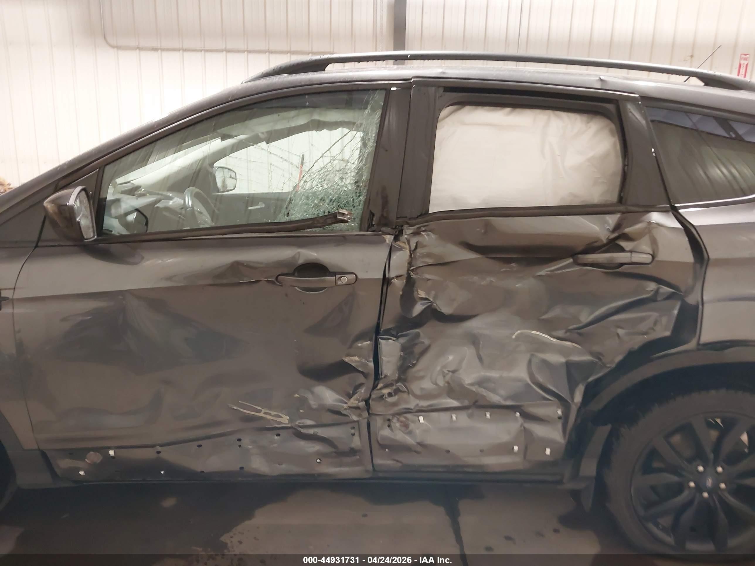 2018 Ford Escape Se Gray vin: 1FMCU9GD5JUA42331