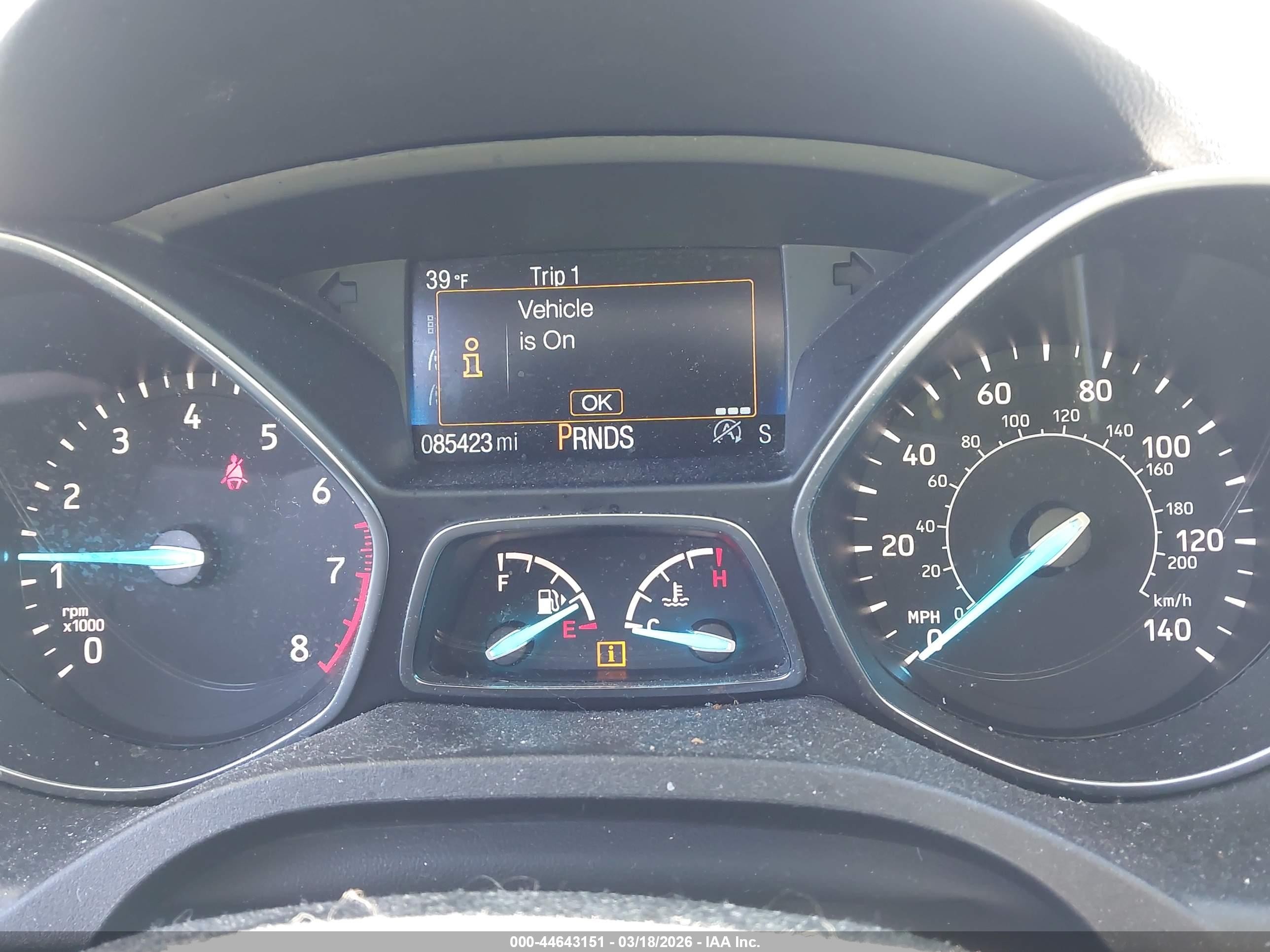 2018 Ford Escape Se Gray vin: 1FMCU9GD5JUB65613