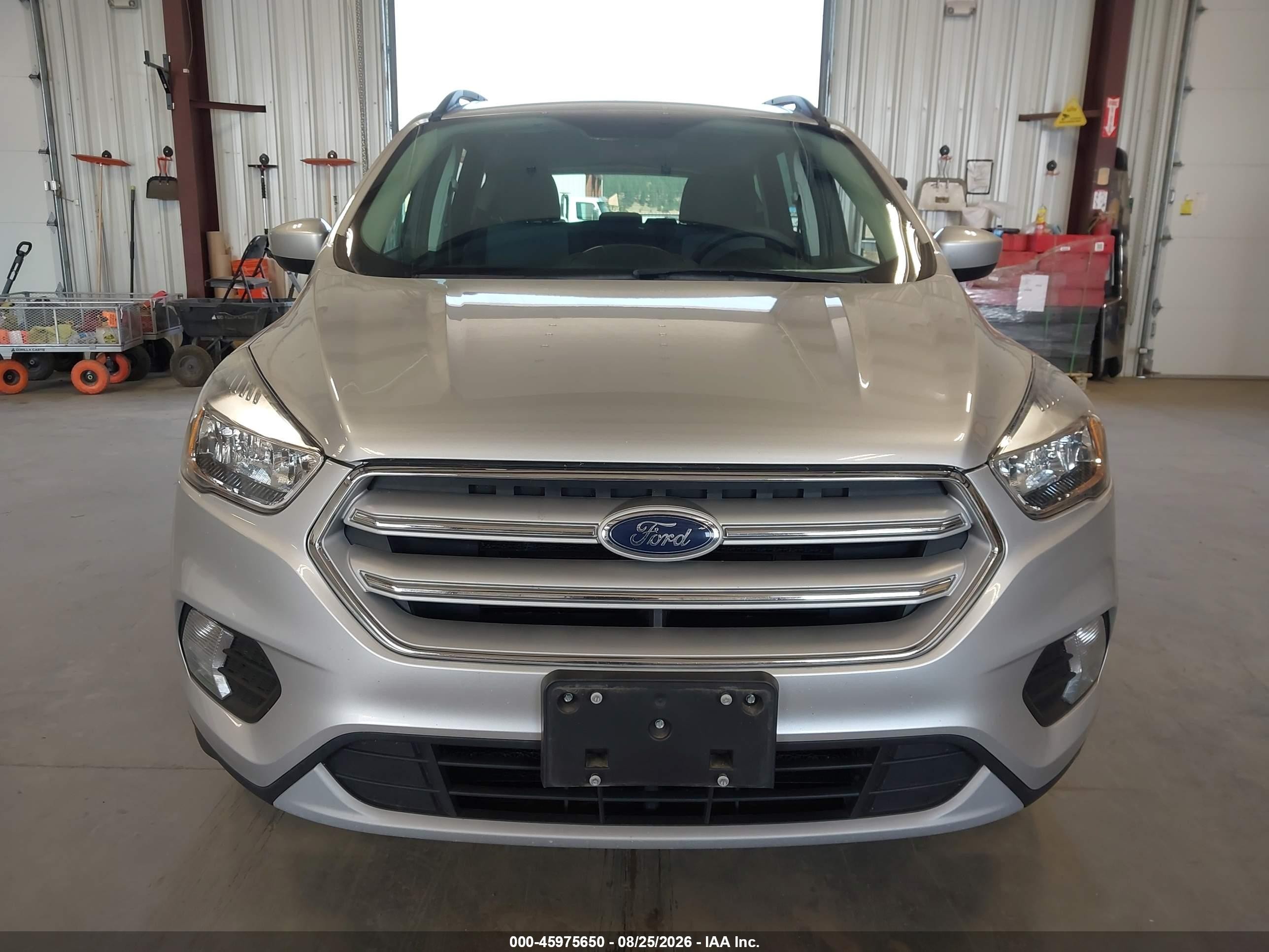 2018 Ford Escape Se Silver vin: 1FMCU9GD5JUC38804