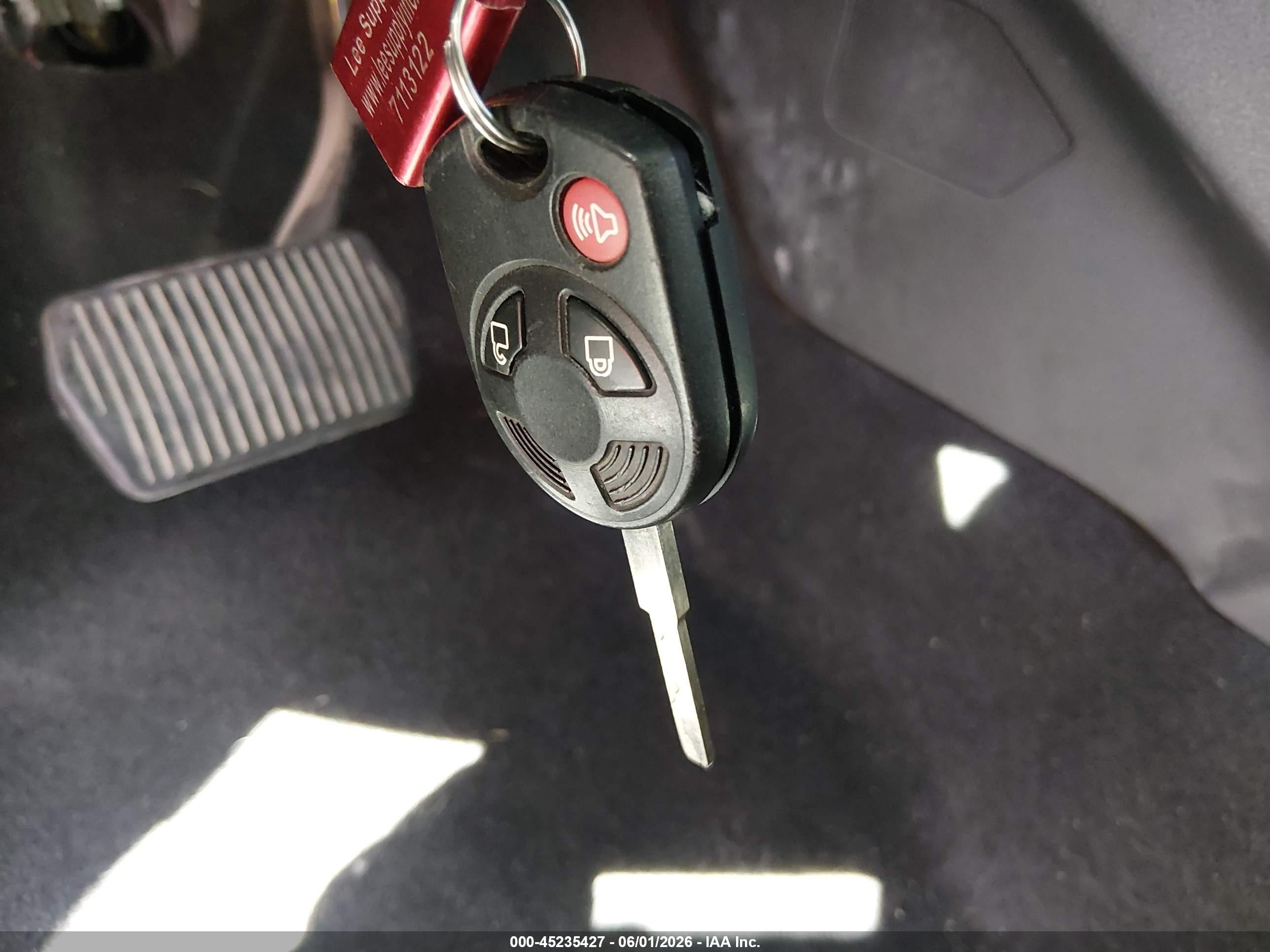 2018 Ford Escape Se Белый vin: 1FMCU9GD5JUD08575