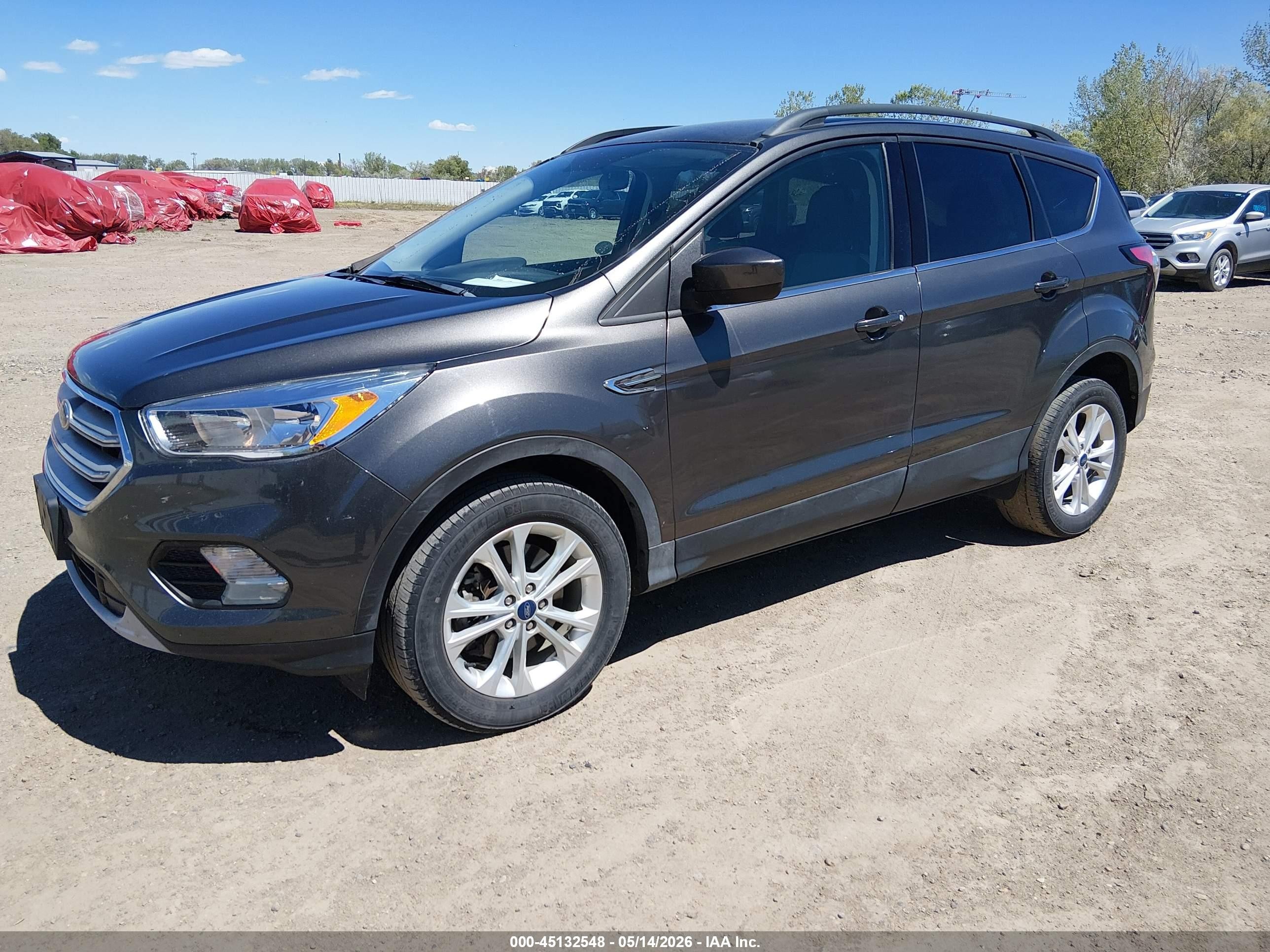 2018 Ford Escape Se Gray vin: 1FMCU9GD5JUD31063
