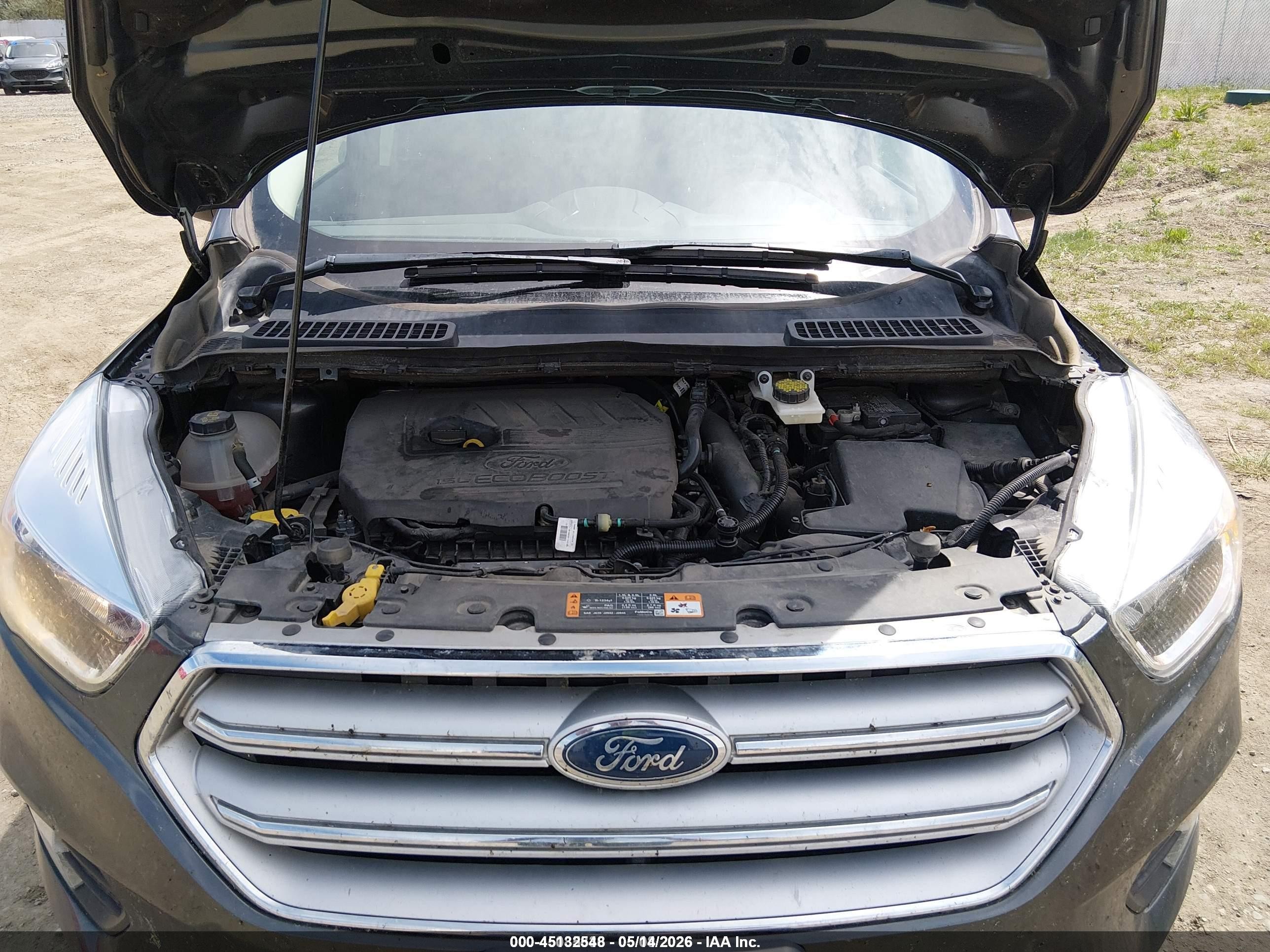 2018 Ford Escape Se Gray vin: 1FMCU9GD5JUD31063