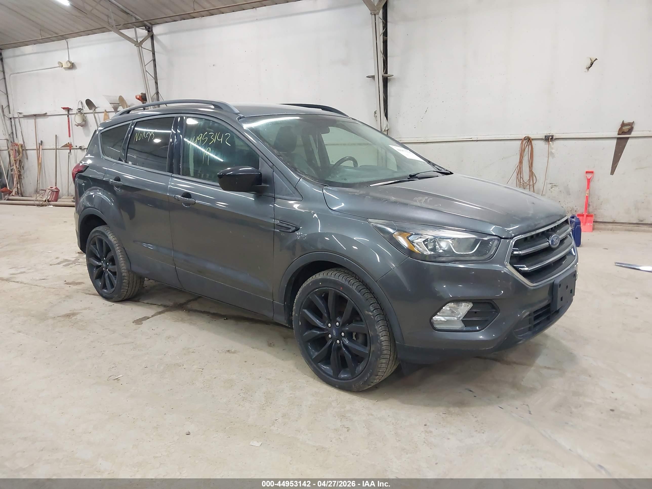 2019 Ford Escape Se Gray vin: 1FMCU9GD5KUA06754