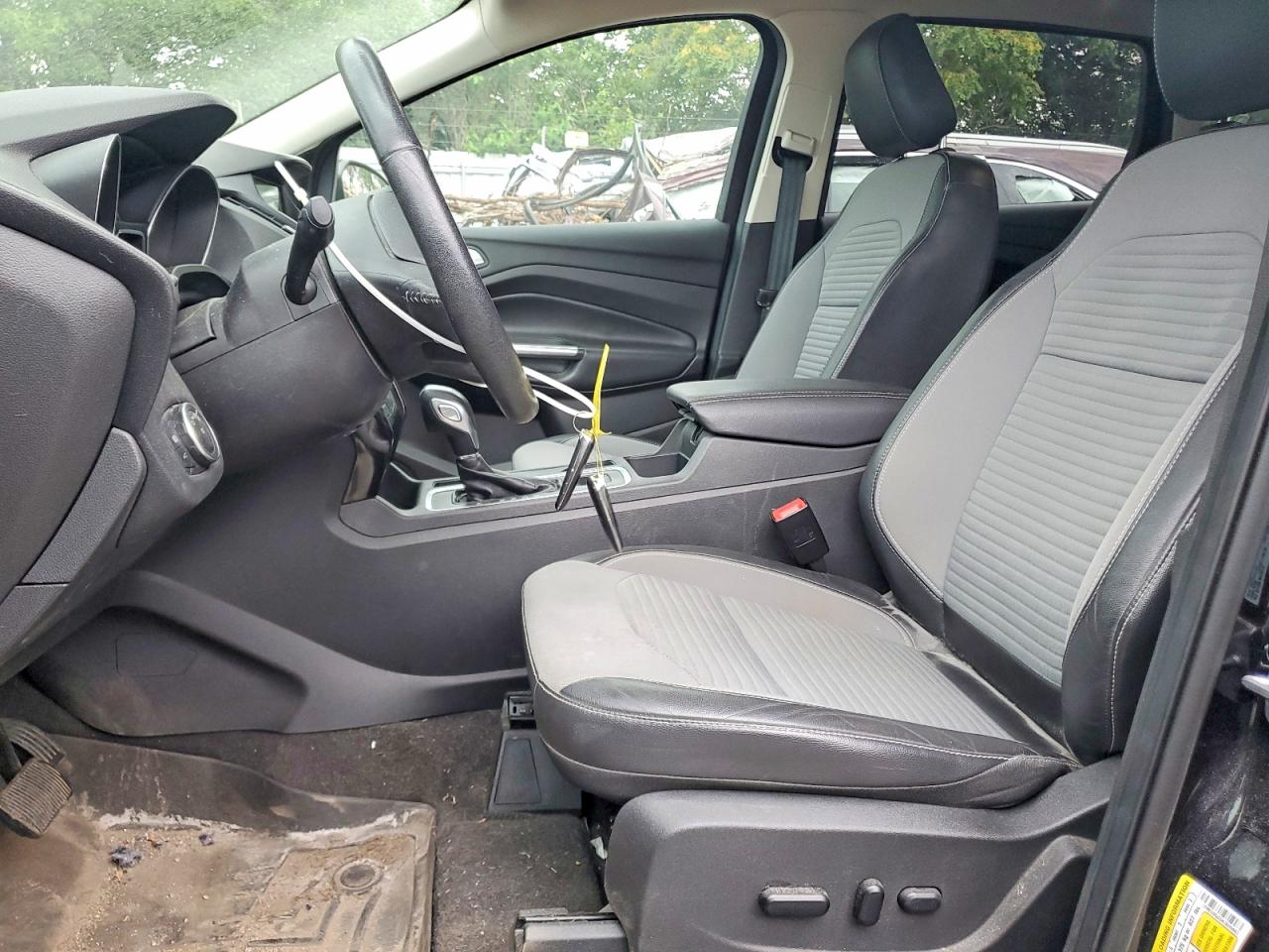 2019 Ford Escape Se Black vin: 1FMCU9GD5KUB09883