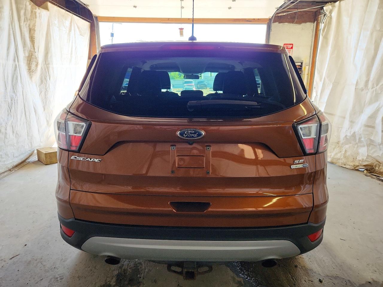 2017 Ford Escape Se Orange vin: 1FMCU9GD6HUA03337