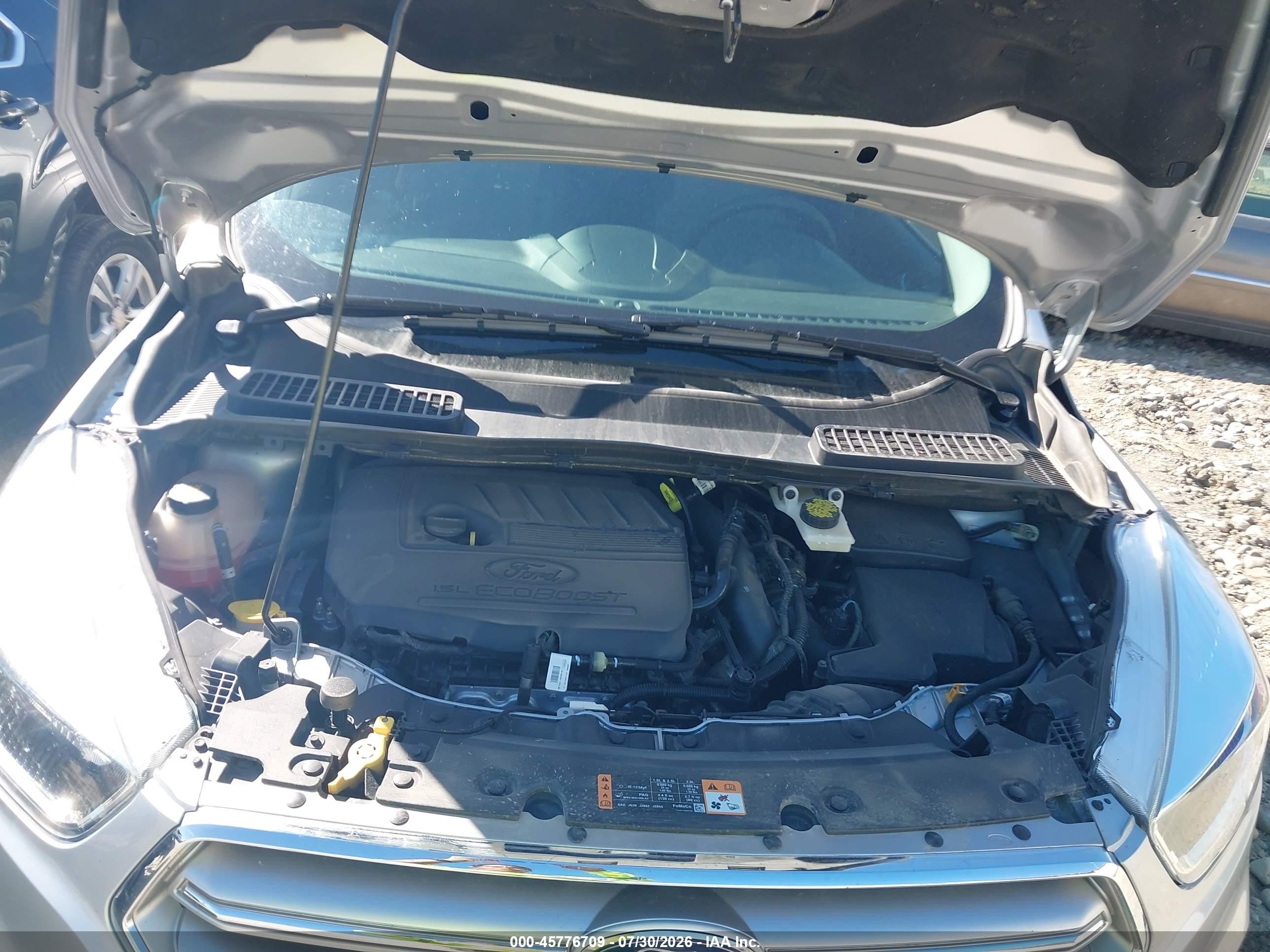 2017 Ford Escape Se Серебряный vin: 1FMCU9GD6HUE50413
