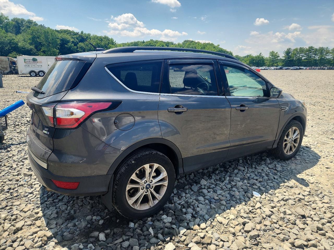 2018 Ford Escape Se Gray vin: 1FMCU9GD6JUA35307