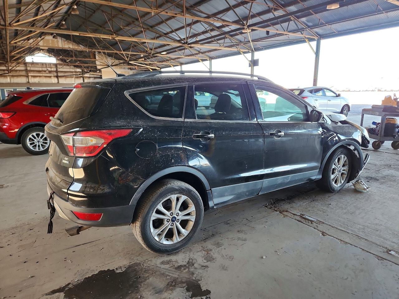 2018 Ford Escape Se Black vin: 1FMCU9GD6JUA99492