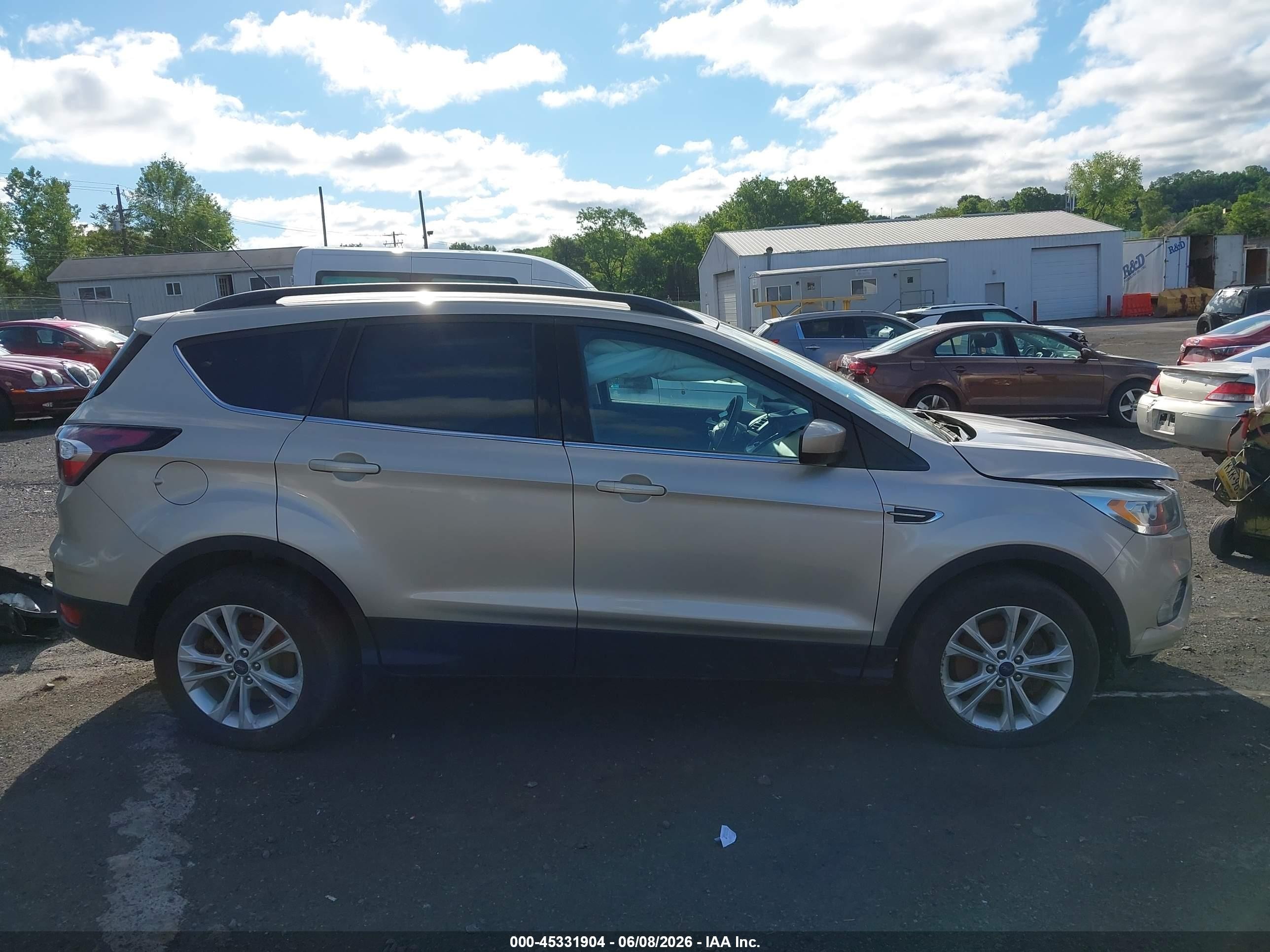 2017 Ford Escape Se Tan vin: 1FMCU9GD7HUA87006