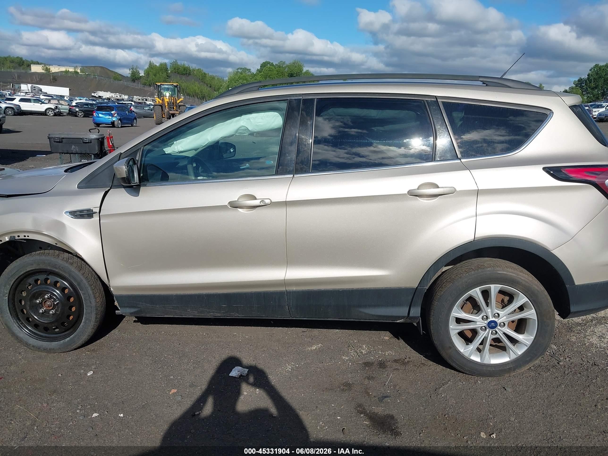 2017 Ford Escape Se Tan vin: 1FMCU9GD7HUA87006