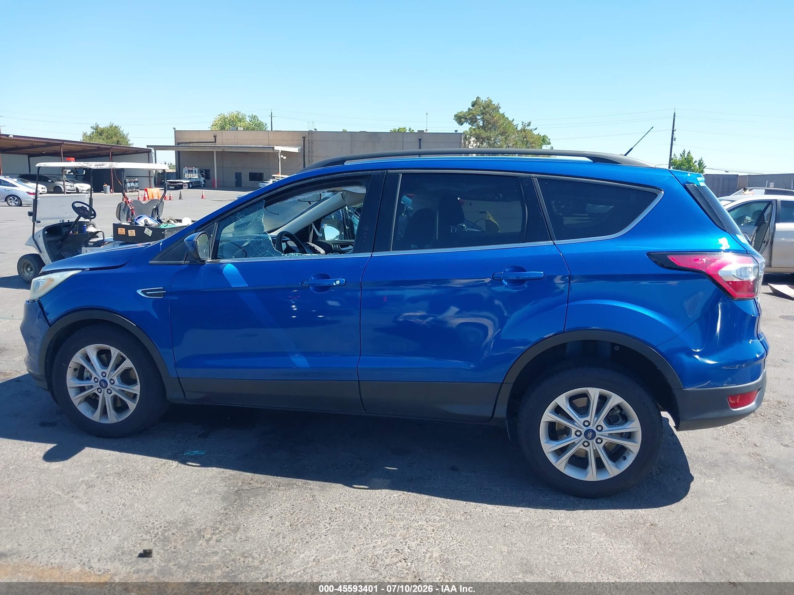 2017 Ford Escape Se Blue vin: 1FMCU9GD7HUC32285