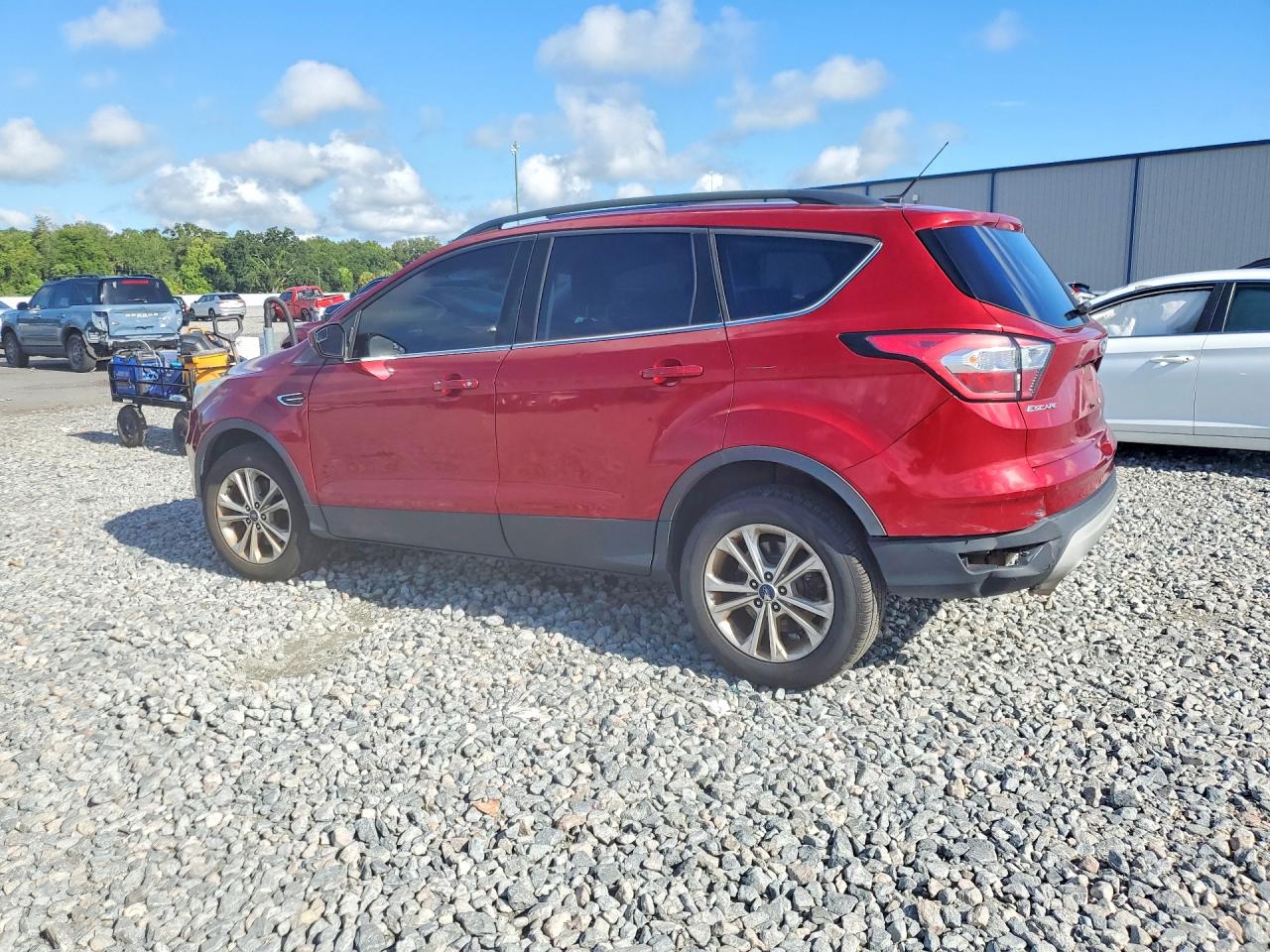2018 Ford Escape Se Red vin: 1FMCU9GD7JUB68500