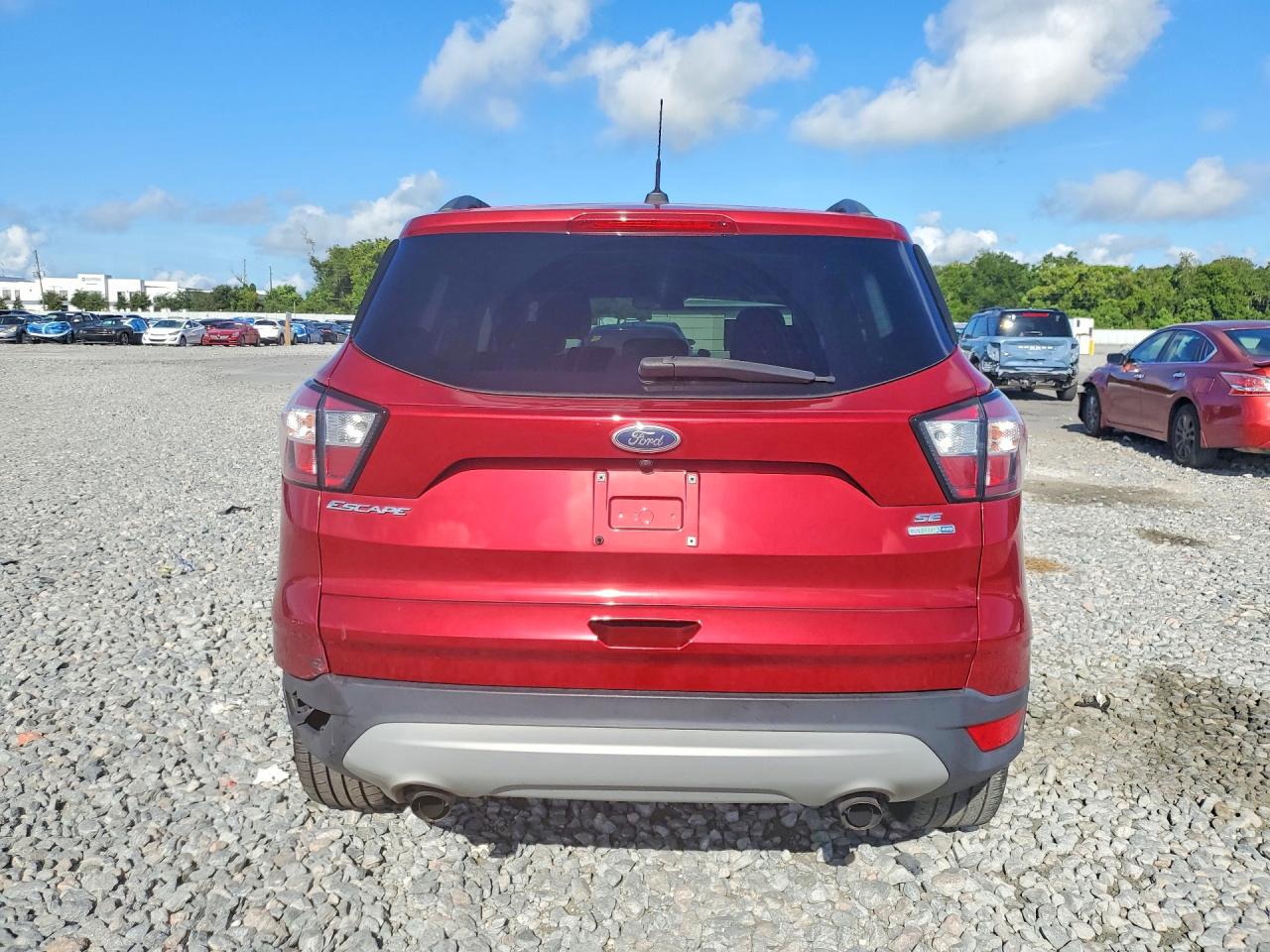 2018 Ford Escape Se Red vin: 1FMCU9GD7JUB68500