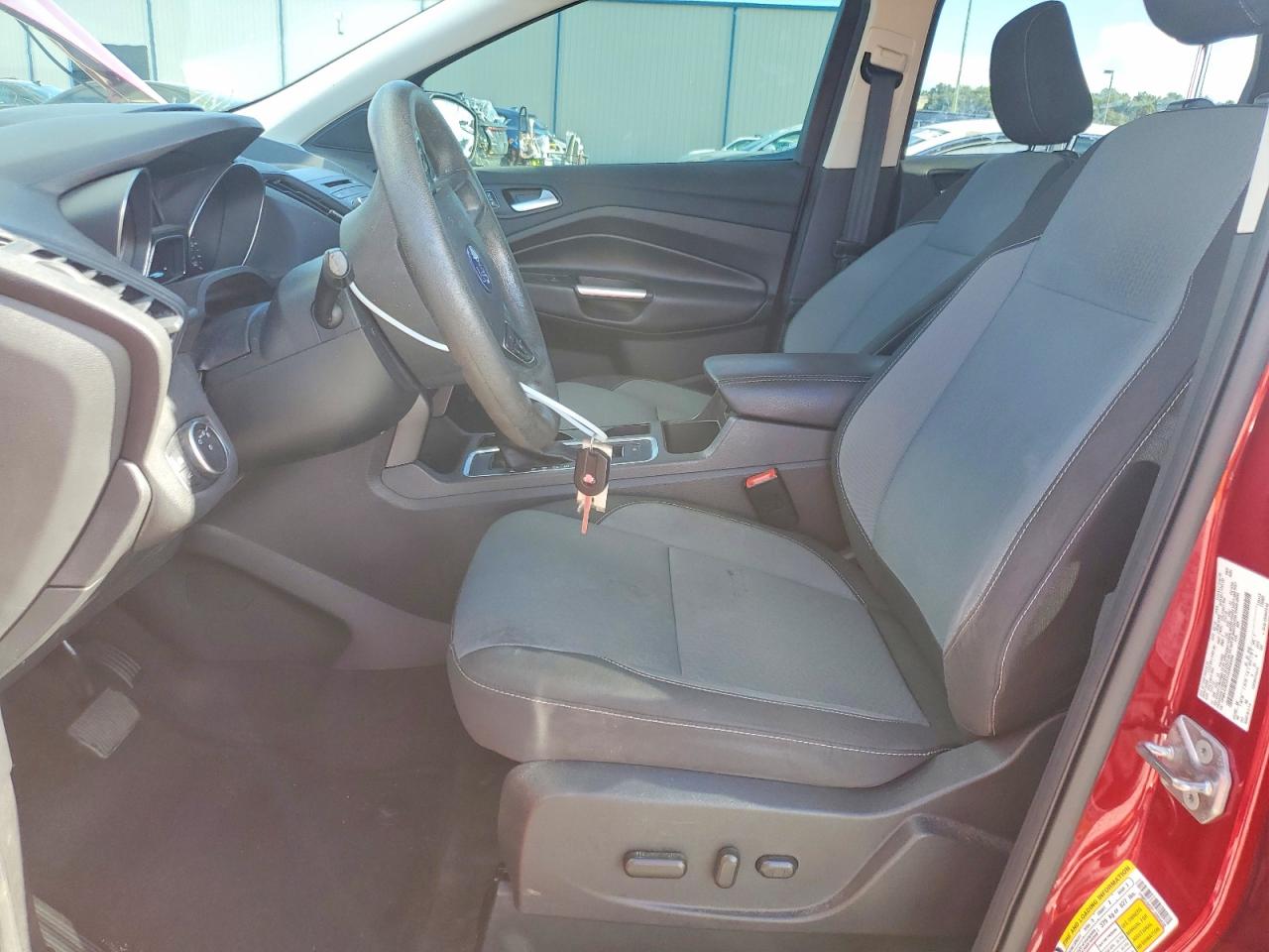 2018 Ford Escape Se Red vin: 1FMCU9GD7JUB68500